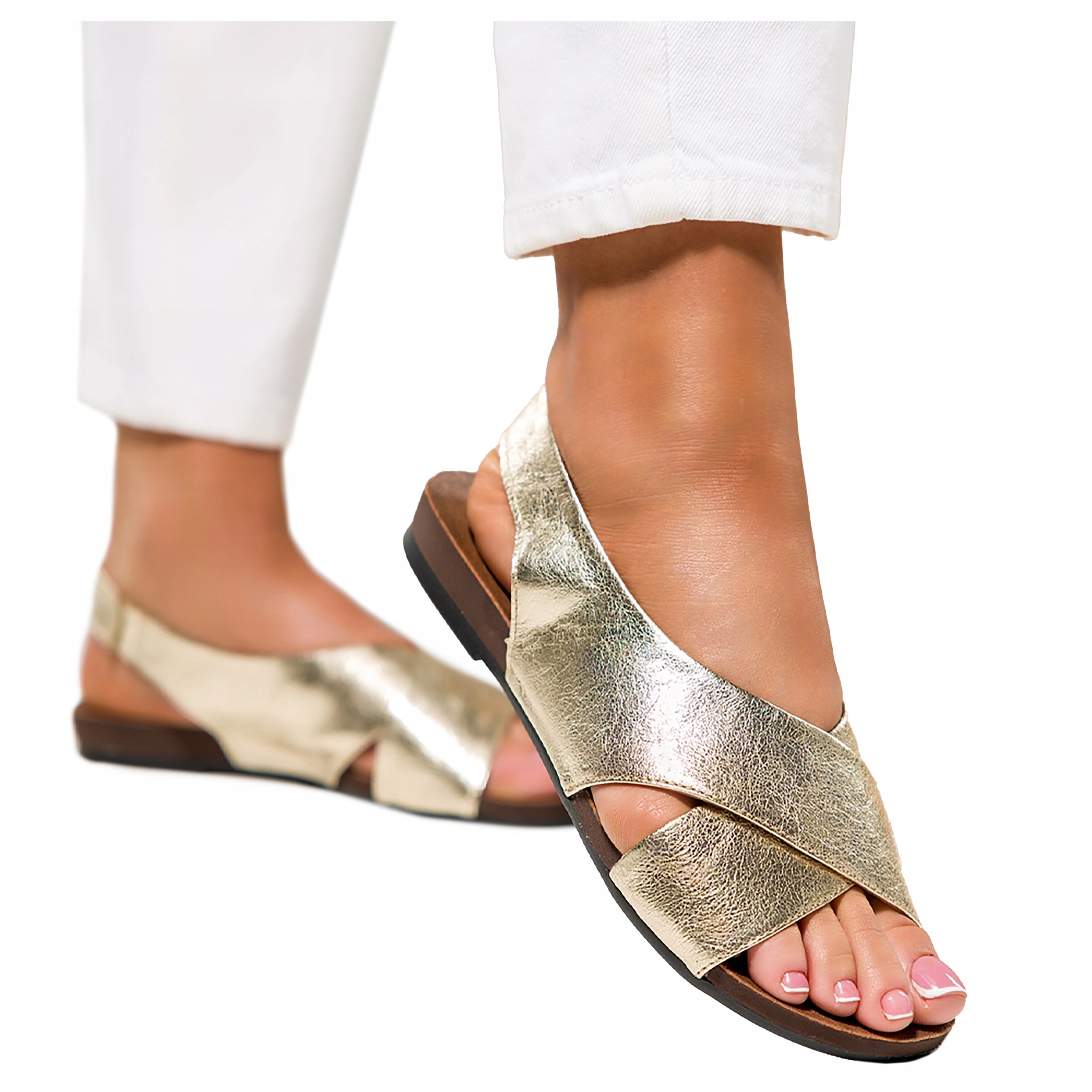 Dámské kožené sandály Zlaté Lesklé Ploché Polský výrobek, velikost 39