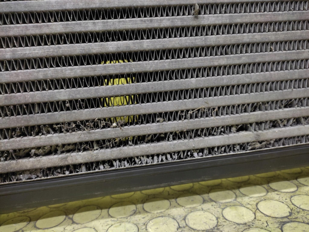 SEAT LEON II 1.9 TDI Intercooler 1K0145803F