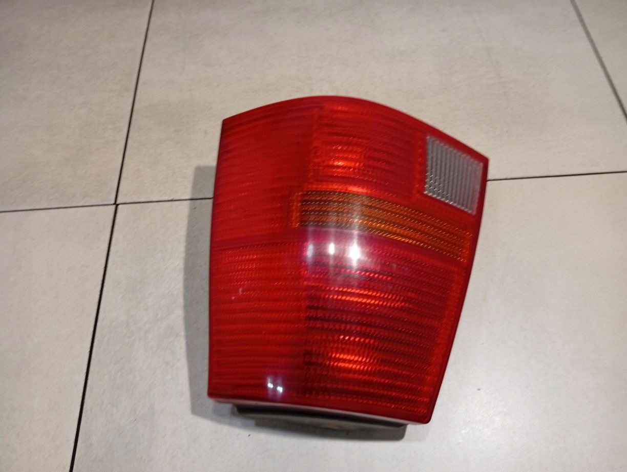light right rear part VW BORA 1.4 16V