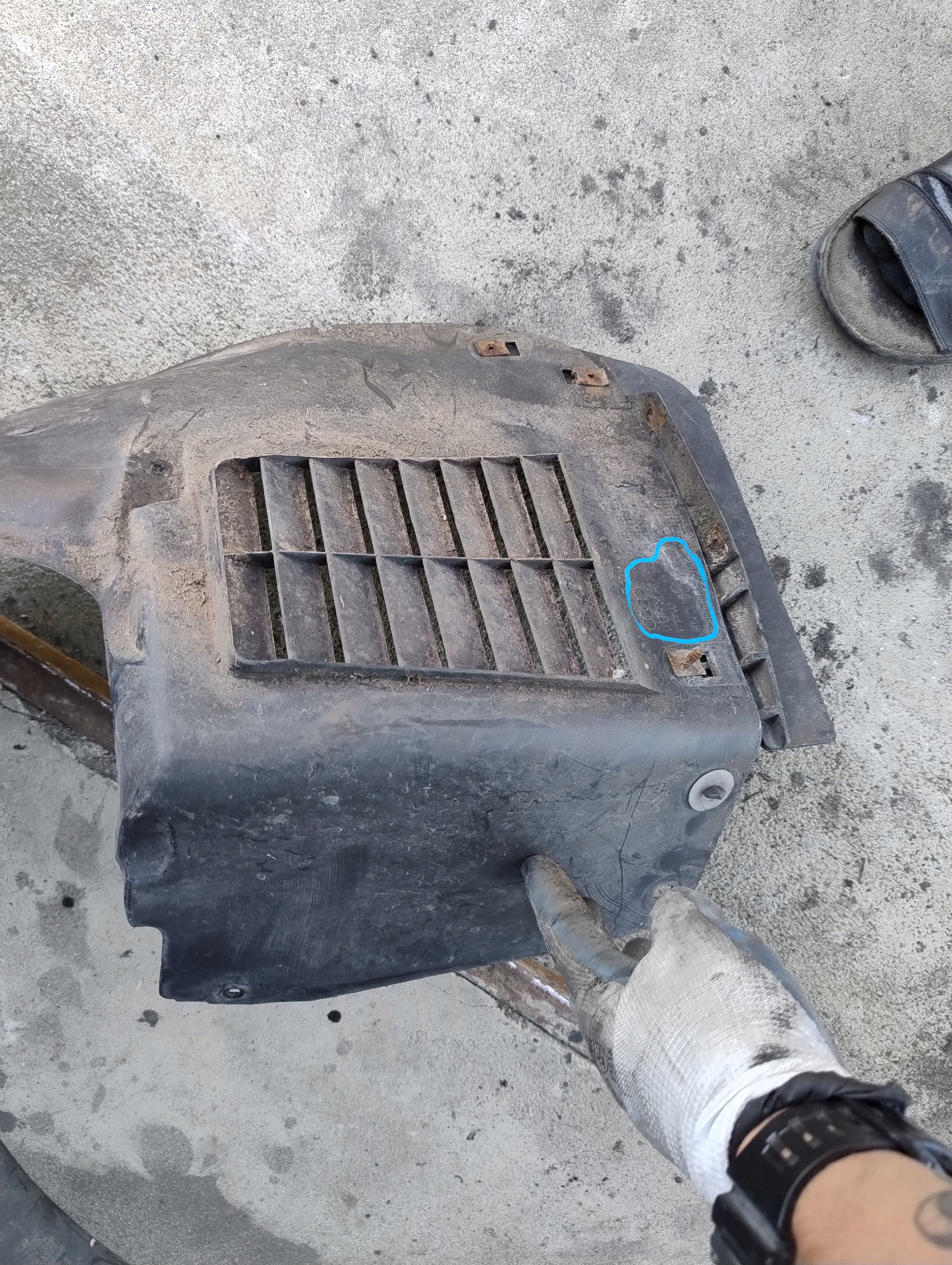 mudguard left left front front AUDI TT 8N 98-05 8N0821171B