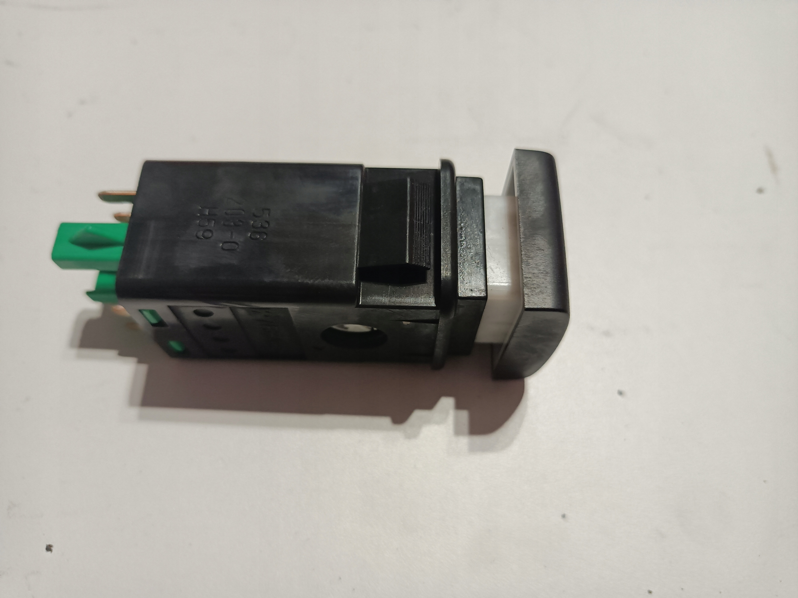 interruttore luci PRZECIWMGIELNYCH SAAB 9-5 1276842