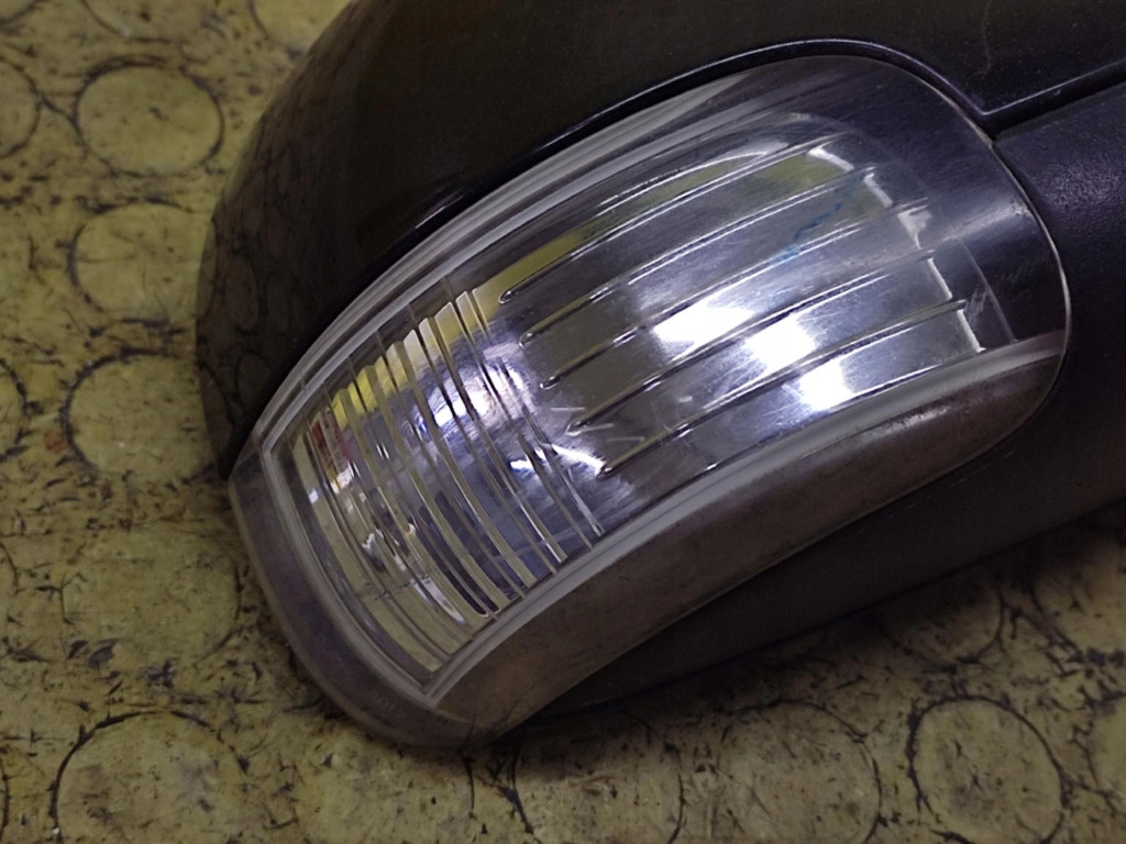 VW TOURAN and mirror right 6 PIN