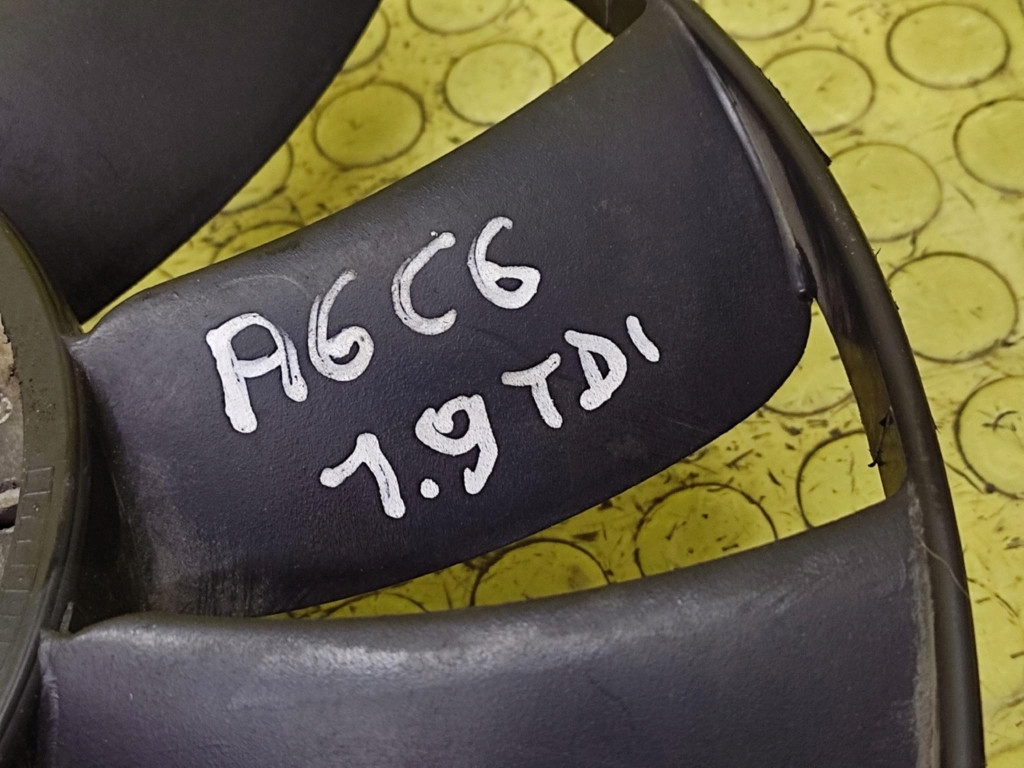 AUDI A6 C6 1.9 TDI ventilátor chladiče 058121301B