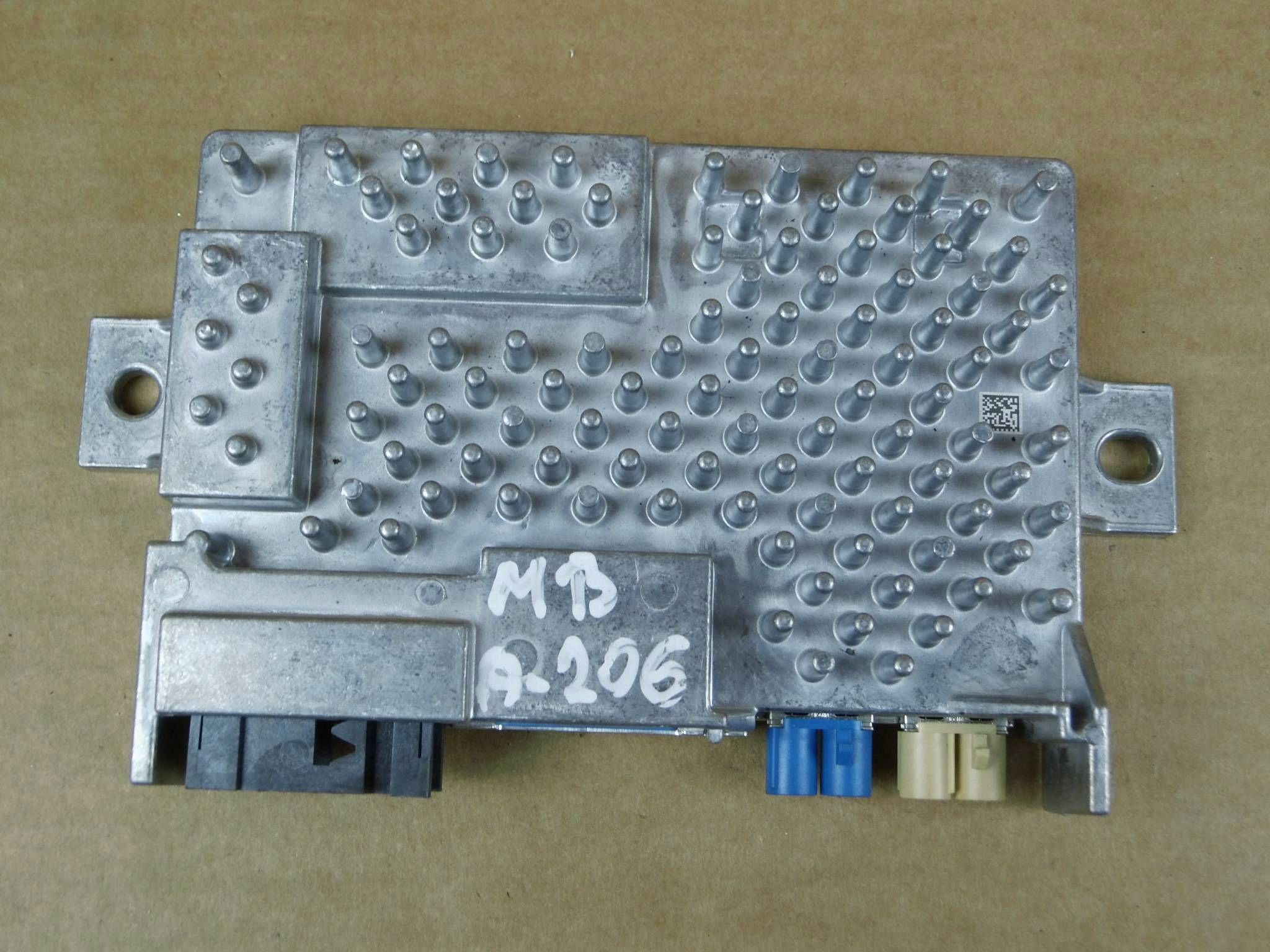 Mercedes-Benz module control unit A2069001218