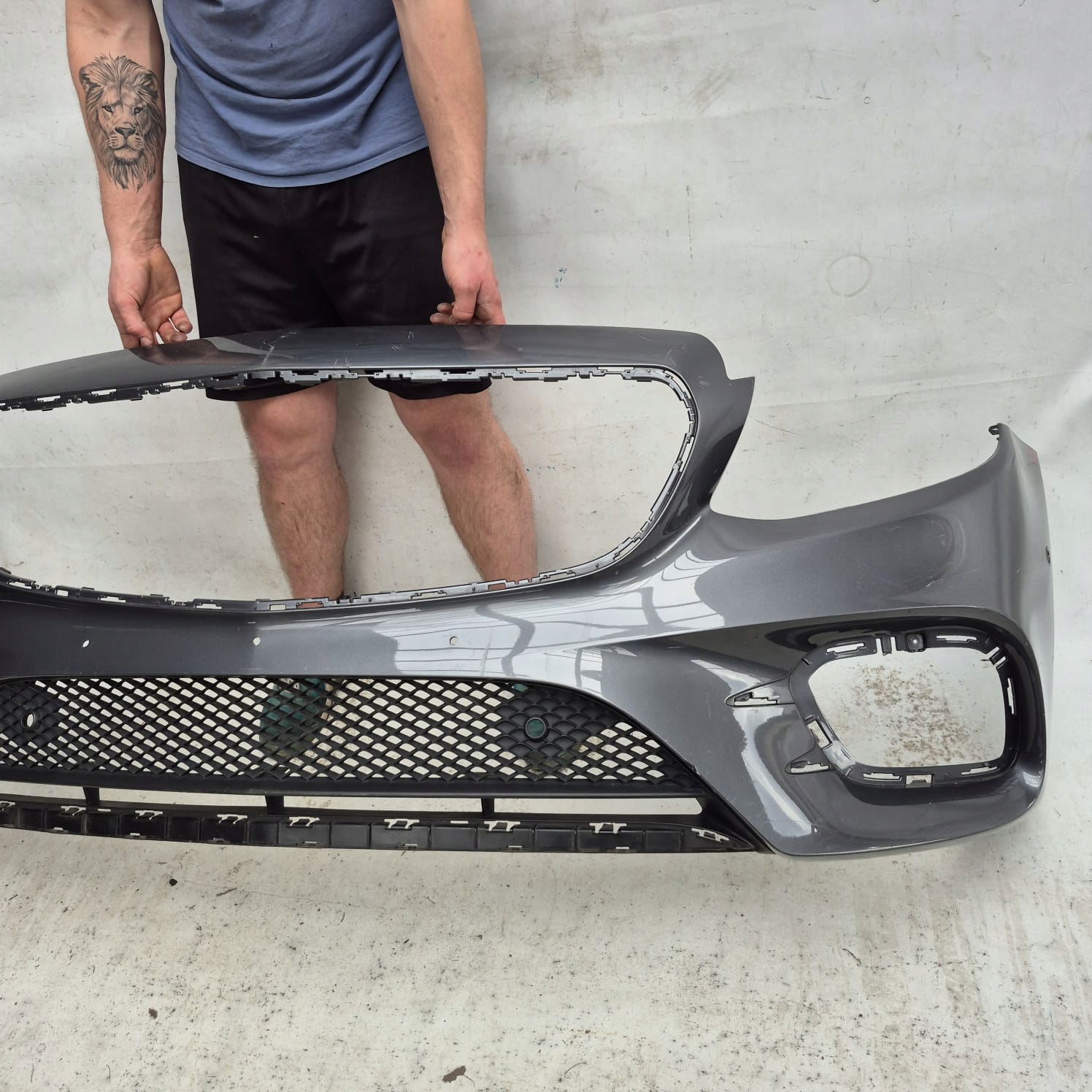 MERCEDES E-KLASA W213 AMG 16-20 bumper front front PDC