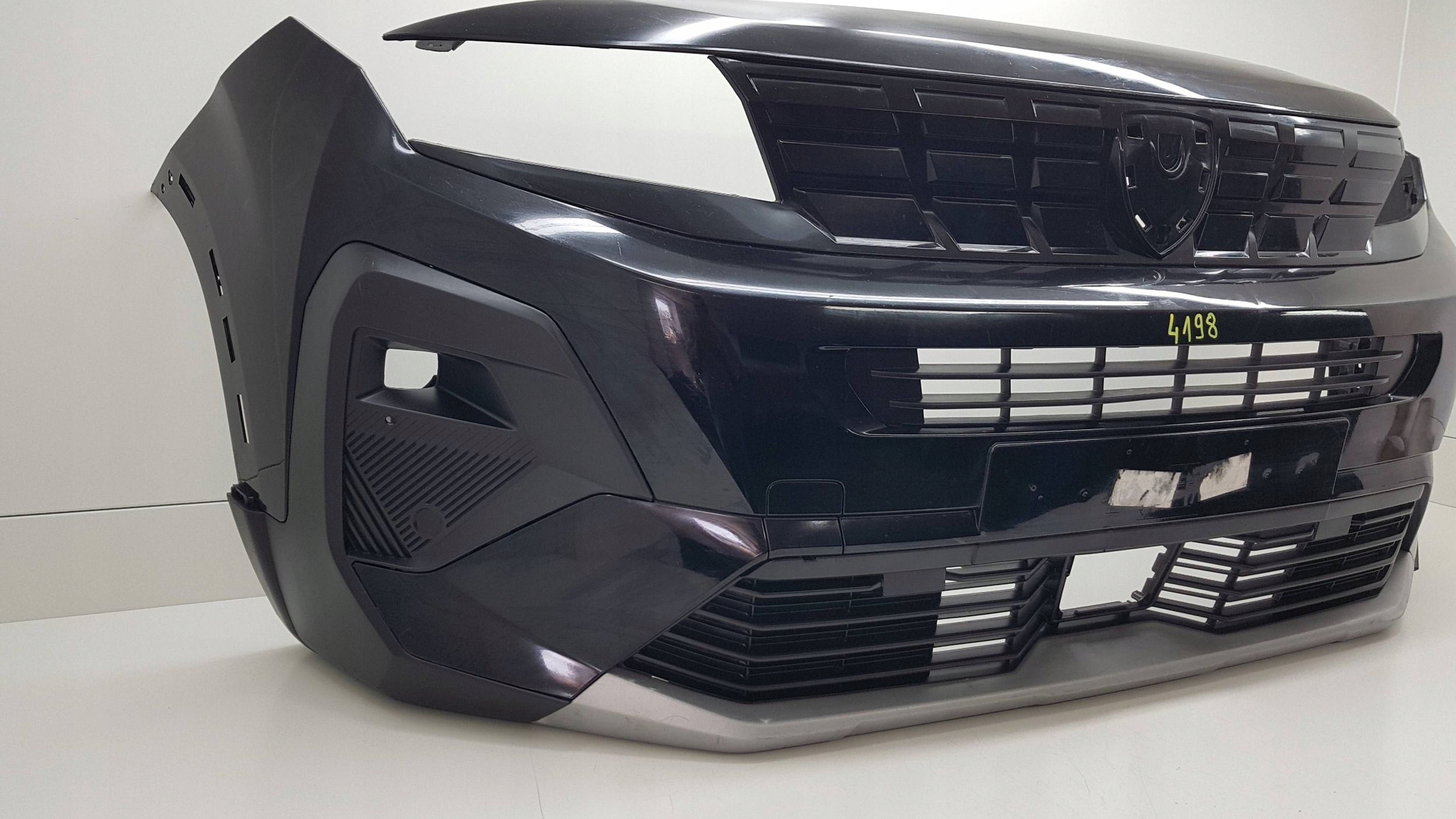 PEUGEOT RIFTER PARTNER 2023 - bumper front 9856169580