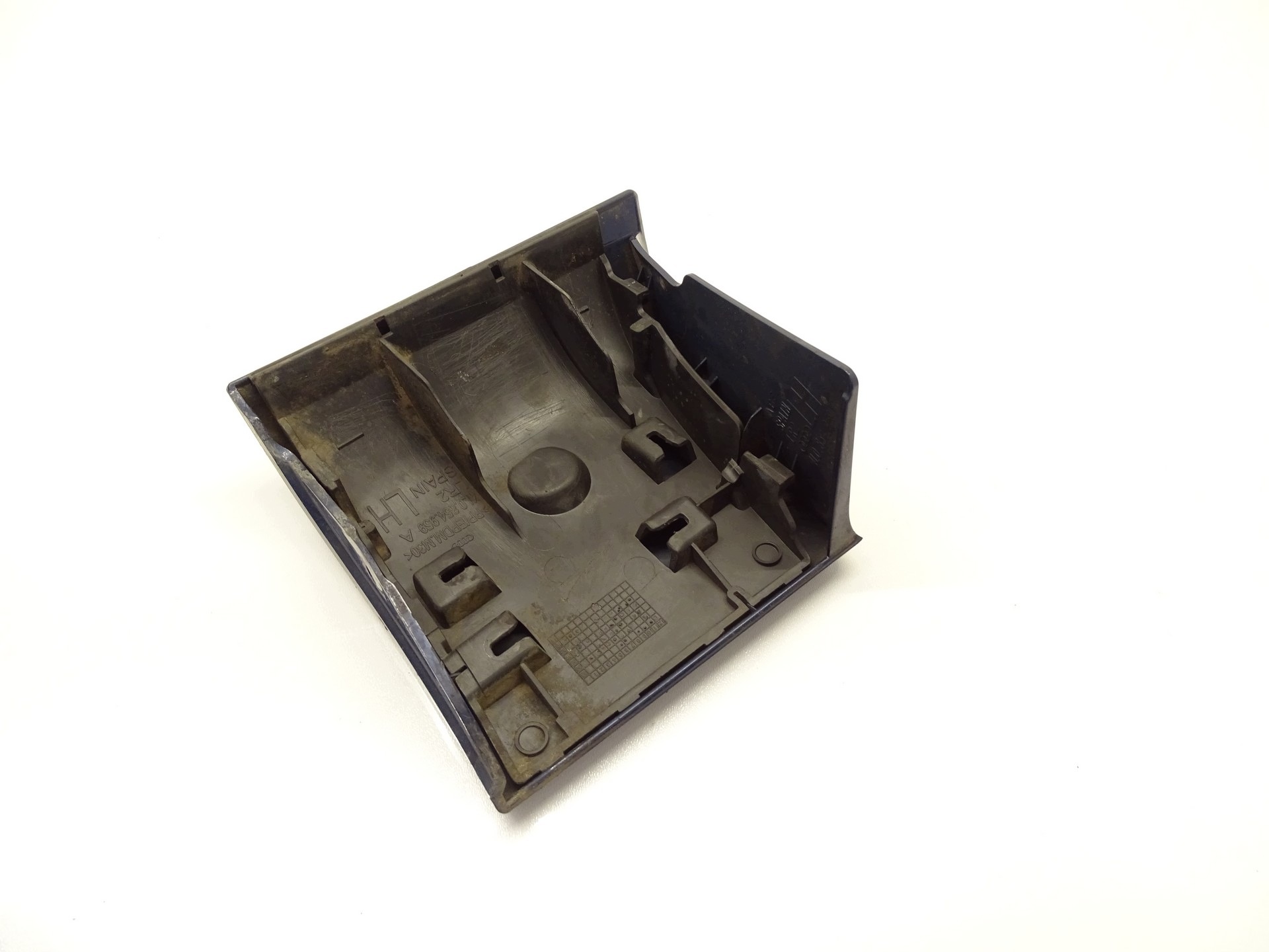 cap left of the threshold AUDI Q7 4L 4L0854959A
