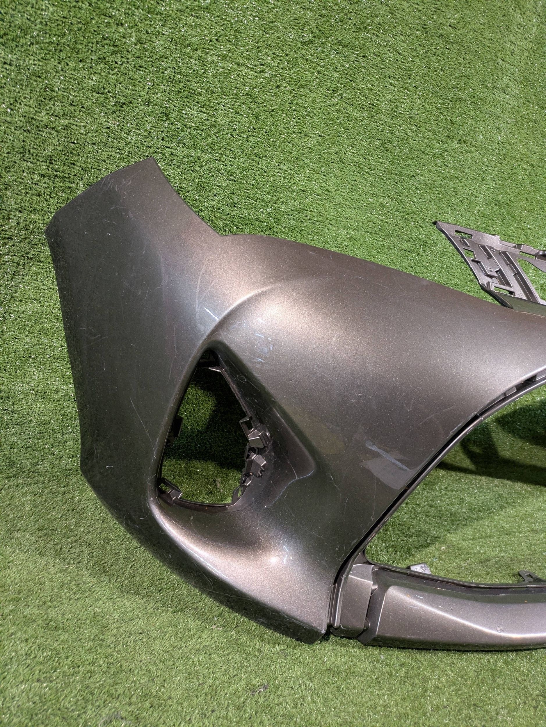 front bumper front TOYOTA YARIS III 14-17 NR.Z9480