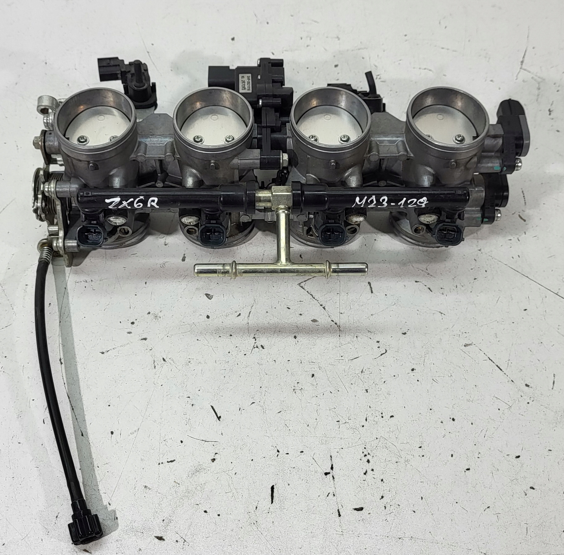 SHP-35D1016 - Дроссельные заслонки Kawasaki ZX6R Ninja 09-16R