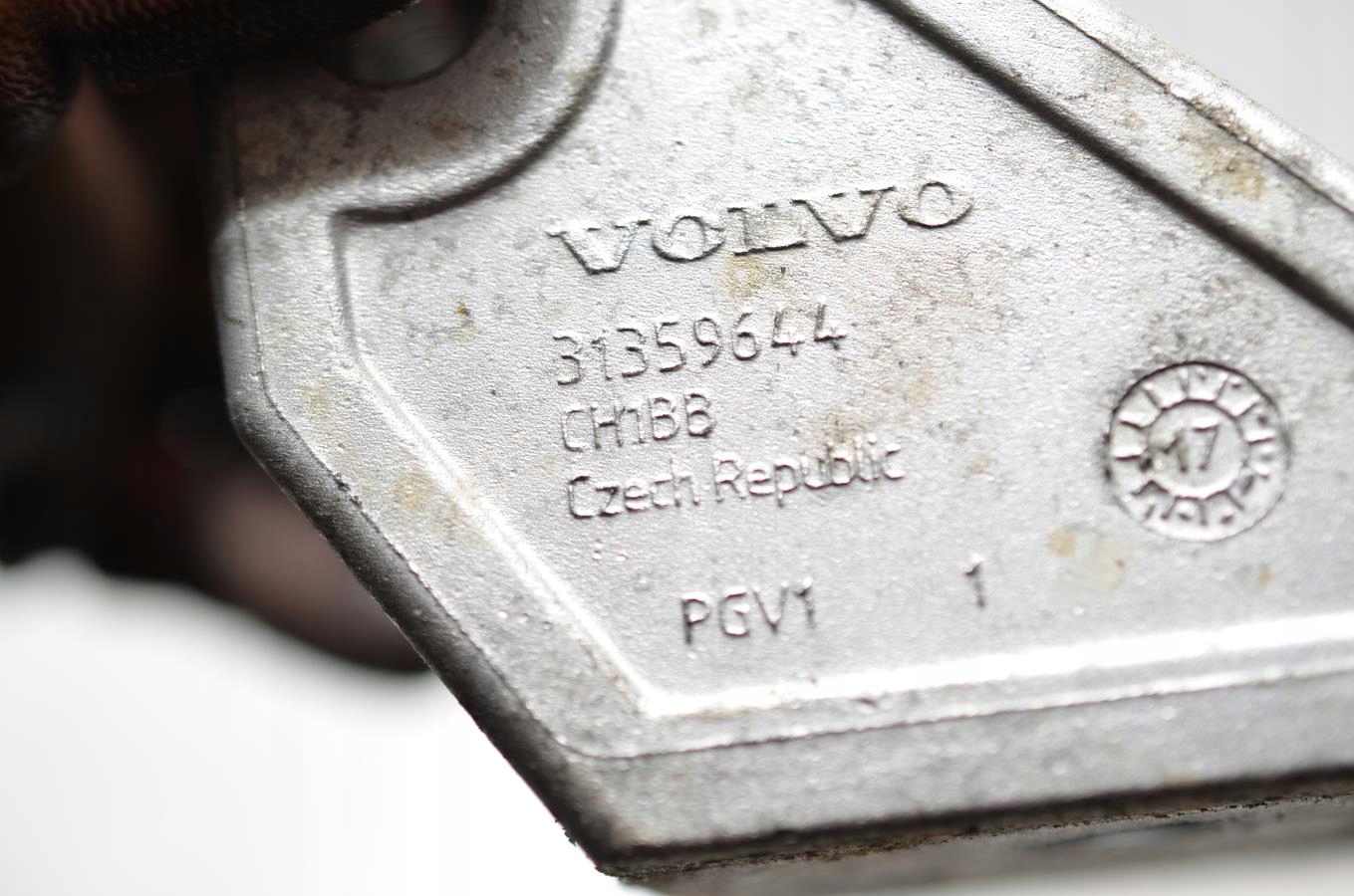 engine mount 2.0D Volvo V40 II lift
