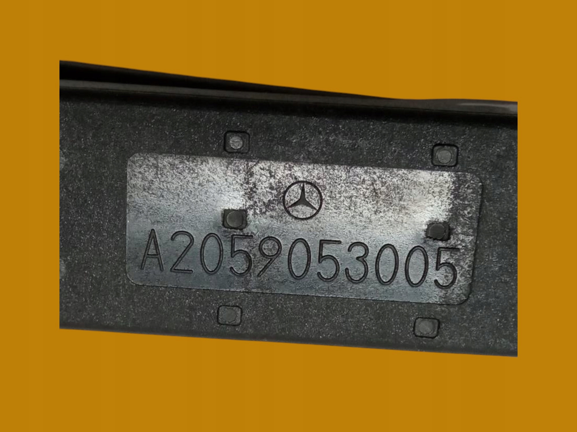 module amplifier ANTENY KEYLESS 2059053005 Mercedes-Benz C-klasa IV