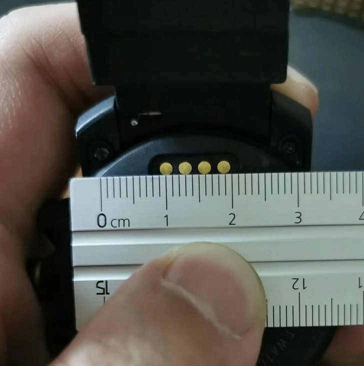 KABEL USB ŁADOWARKA SMARTWATCH 4PIN 9mm UNIWERSALN Model PRZEWÓD