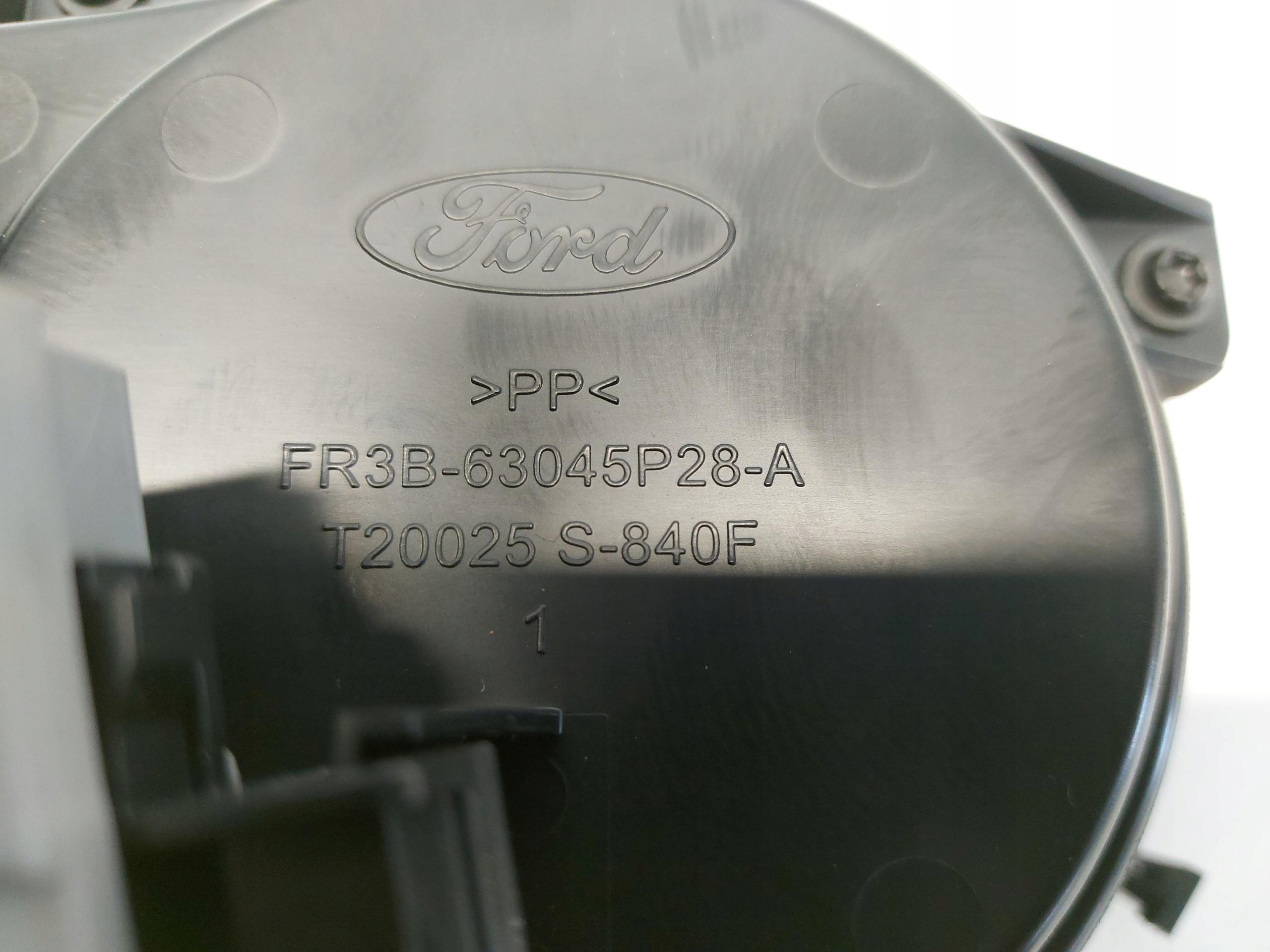 FORD Mustang IV bracket for kubki cup holder FR3B-63045P28-A