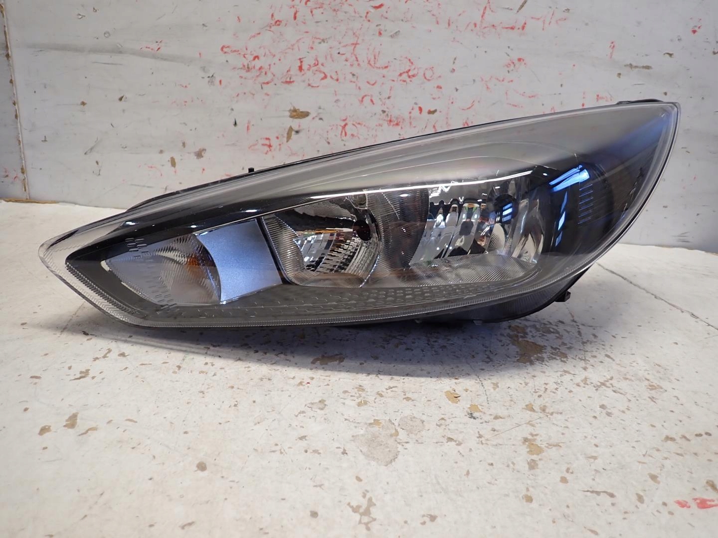 light front front left FORD FOCUS MK3 LIFT 2014- F1EB-13W030-EC