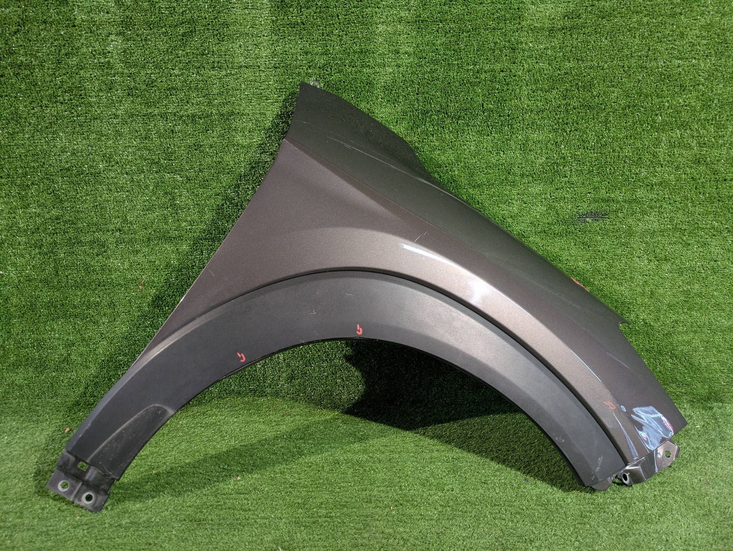 fender front right HYUNDAI TUCSON III NR.809