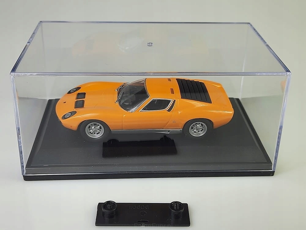 

Gablotka do modeli 1:43 Hongwell Abrex