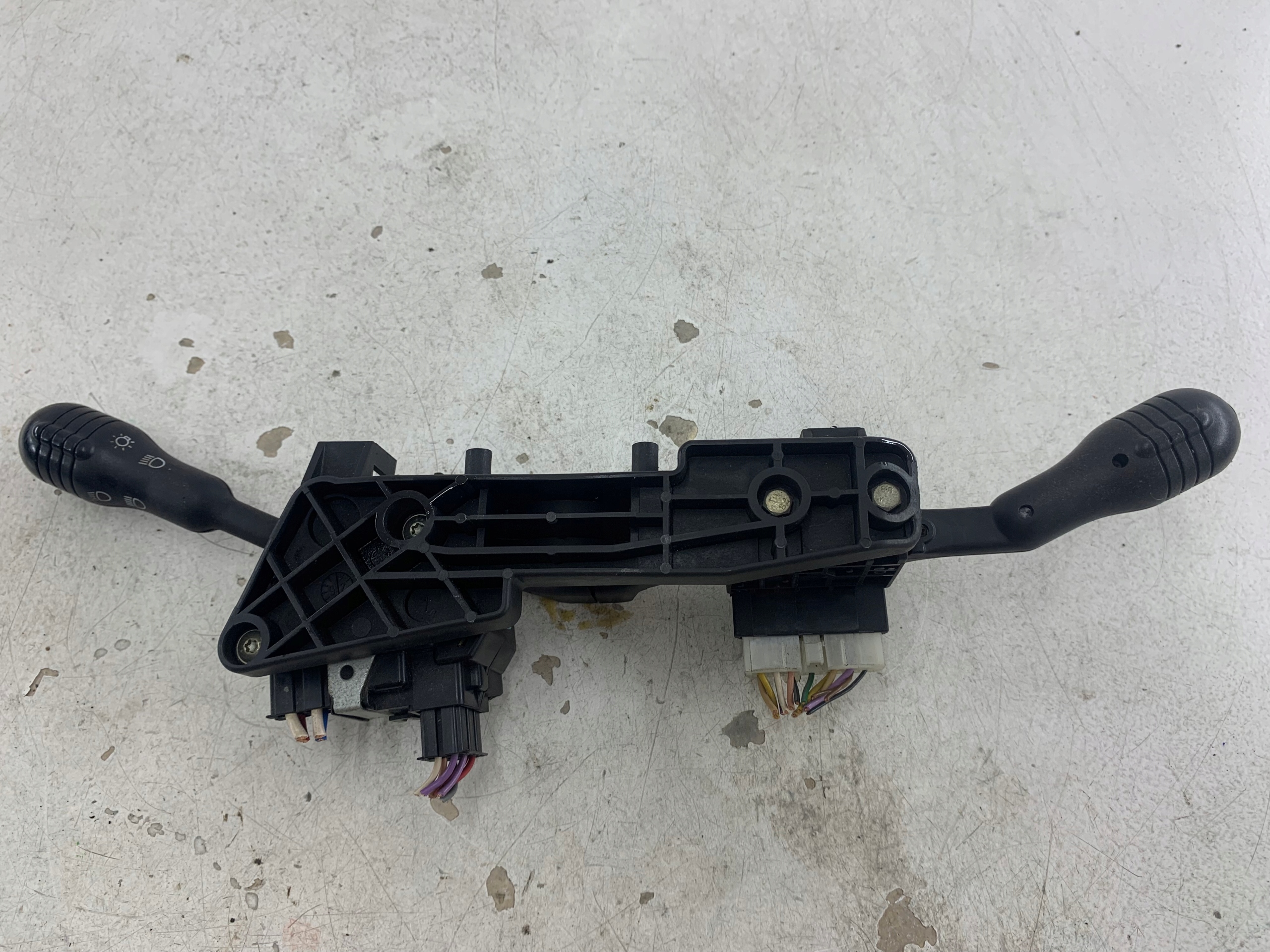 DEVIO LUCI TERGICRISTALLO TERGI RENAULT TWINGO 34361001