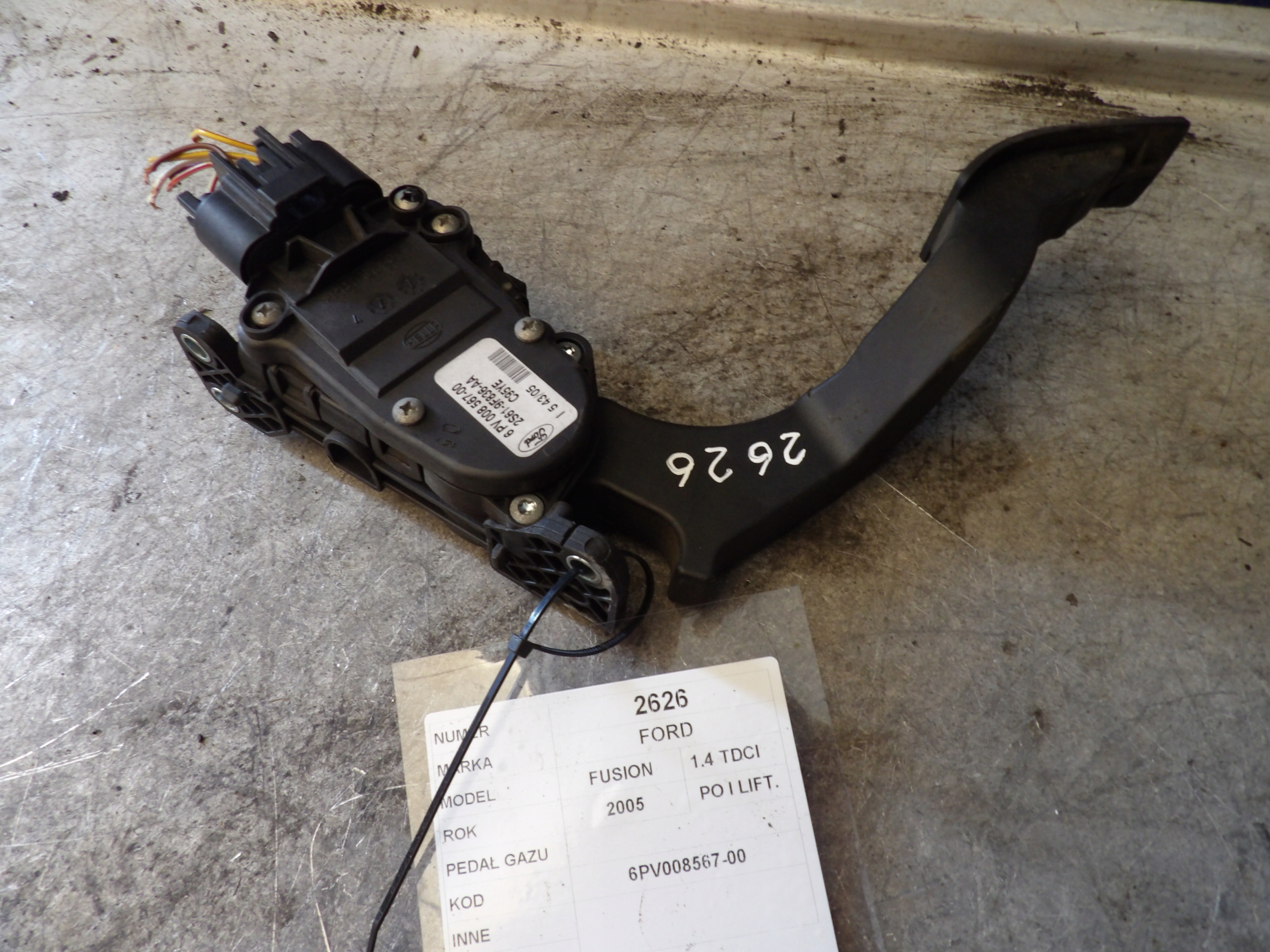 Ford Fusion and accelerator pedal 2S61-9F836-AA 6PV008567-00