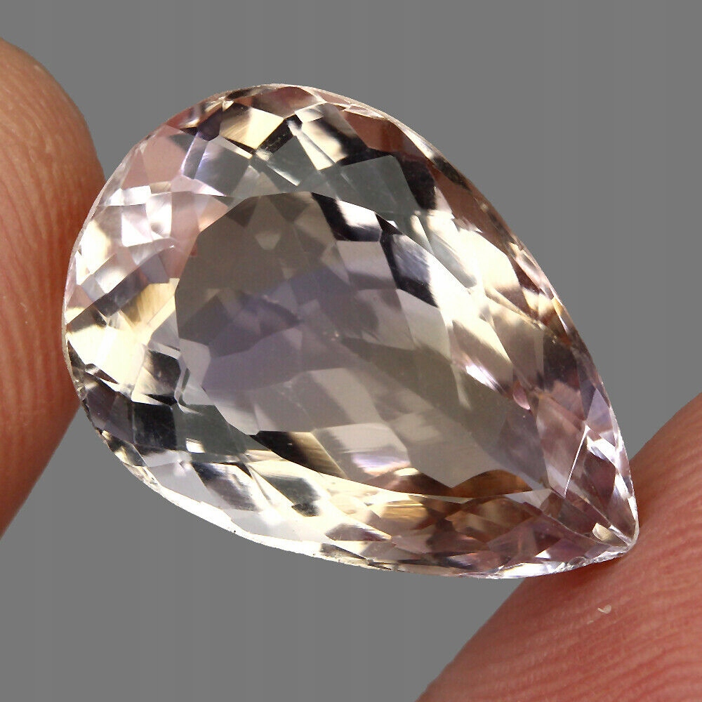 Přírodní kámen ametrin 12.6ct Vvs dvoubarevný