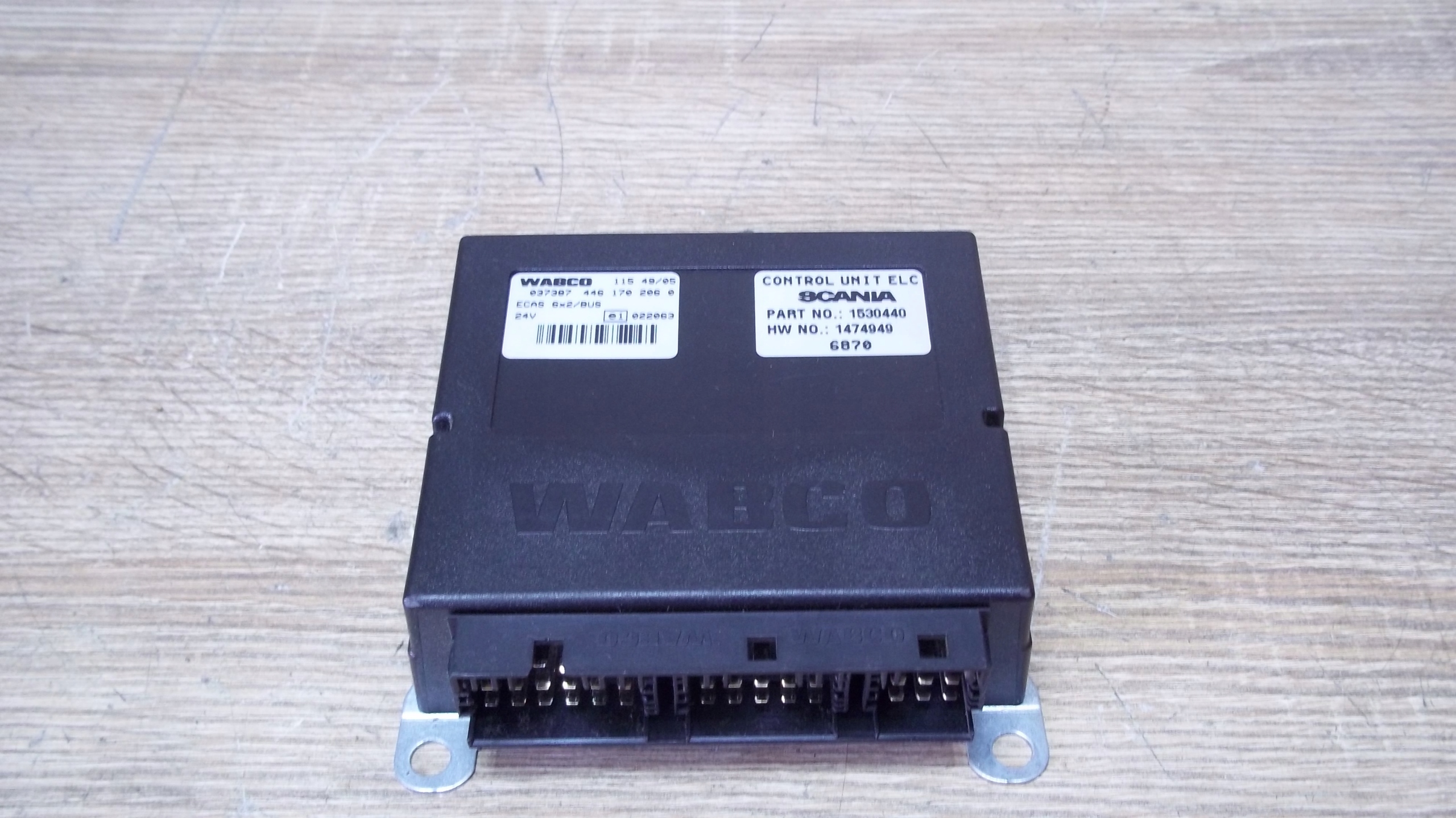 STEROWNIK ECAS SCANIA R 1530440 Part number 4461702060