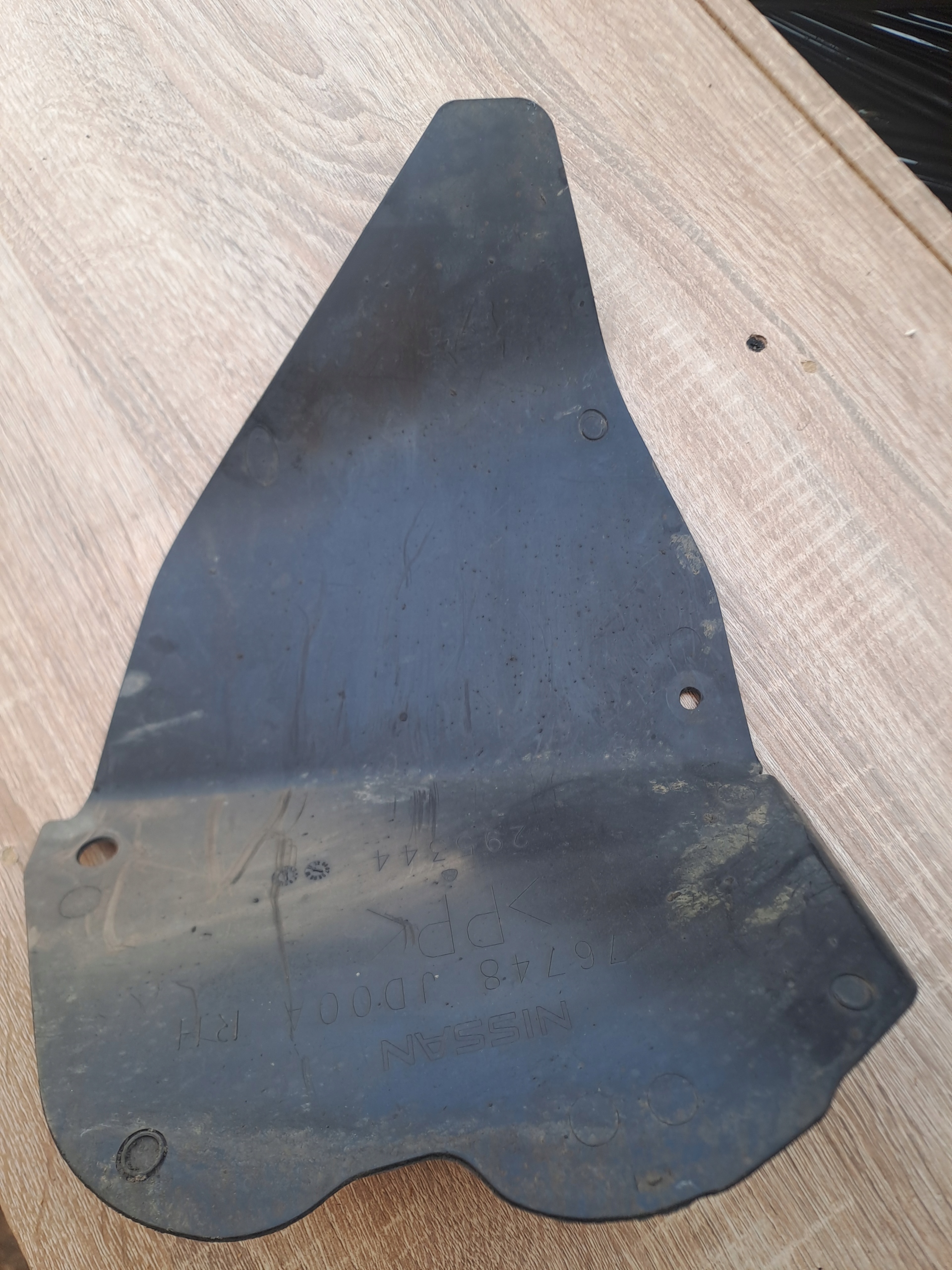 NISSAN QASHQAI Radschale rechts heck 76748JD00A