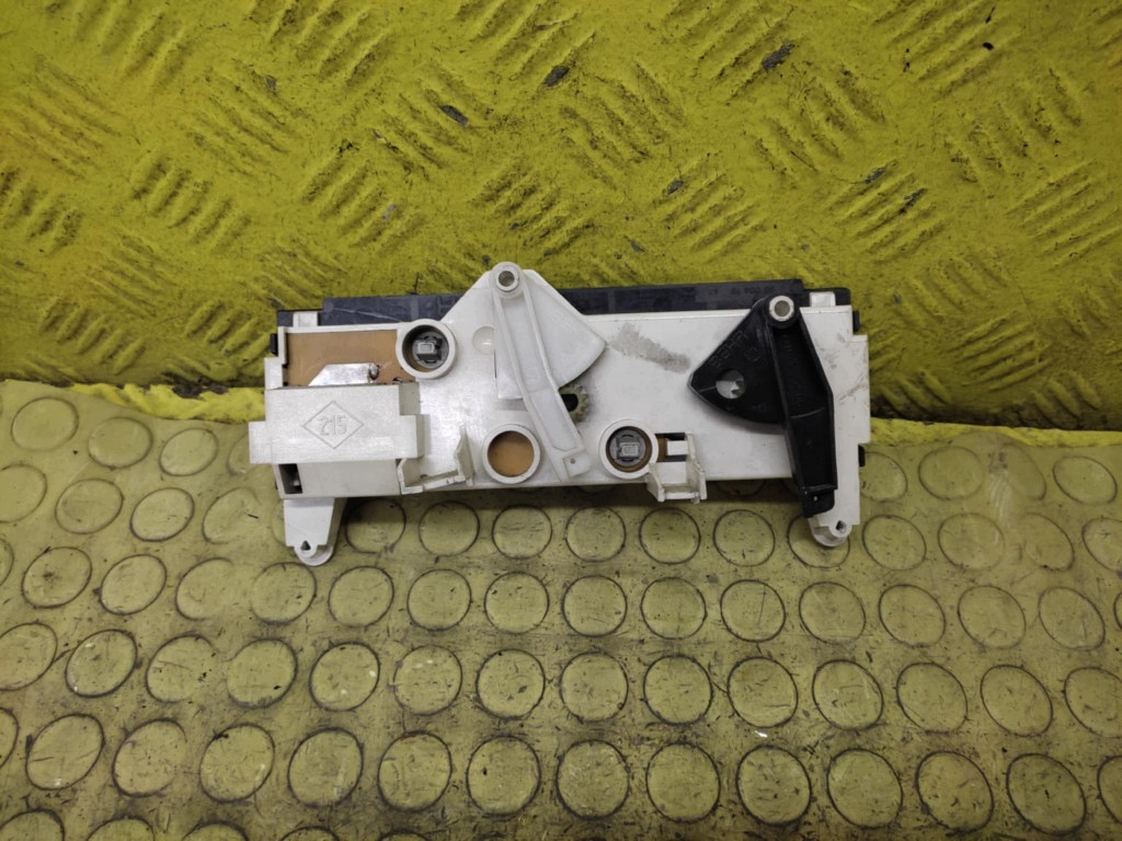 RENAULT KANGOO a PANEL klími klimatizácii