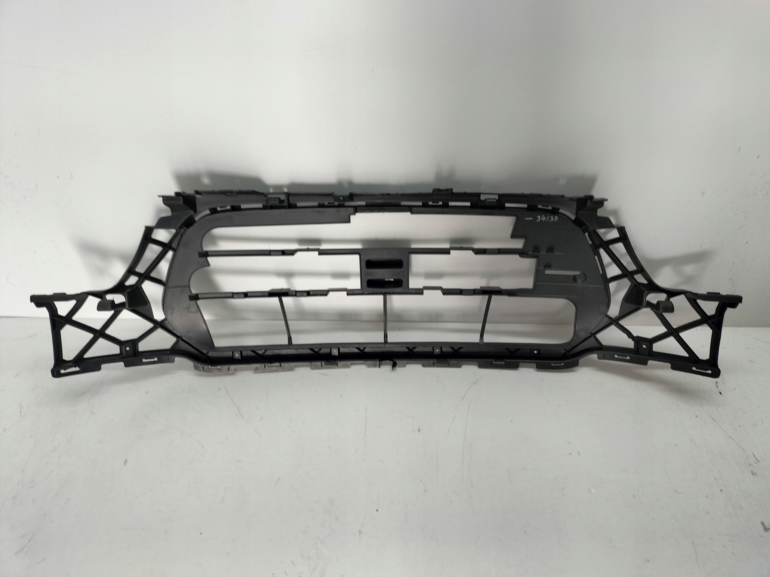 support pillar grille of a bumper front FORD TRANSIT MK8 14