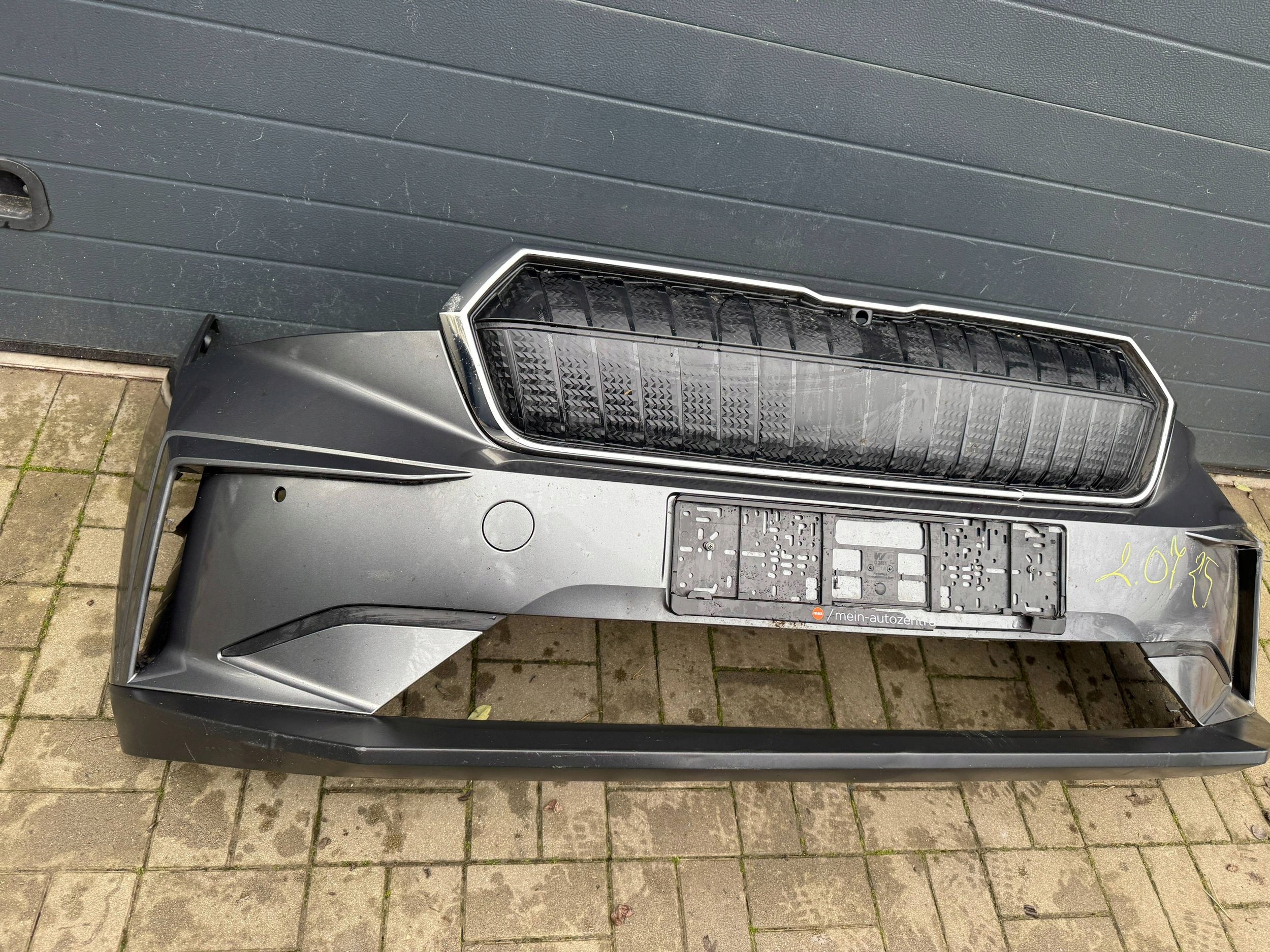 Skoda Enyaq 20- bumper front front