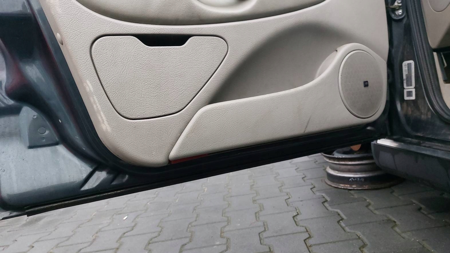 DRZWI KOMPLETNE LEWY PRZÓD CITROEN C5 I LIFT Producent części Citroen OE