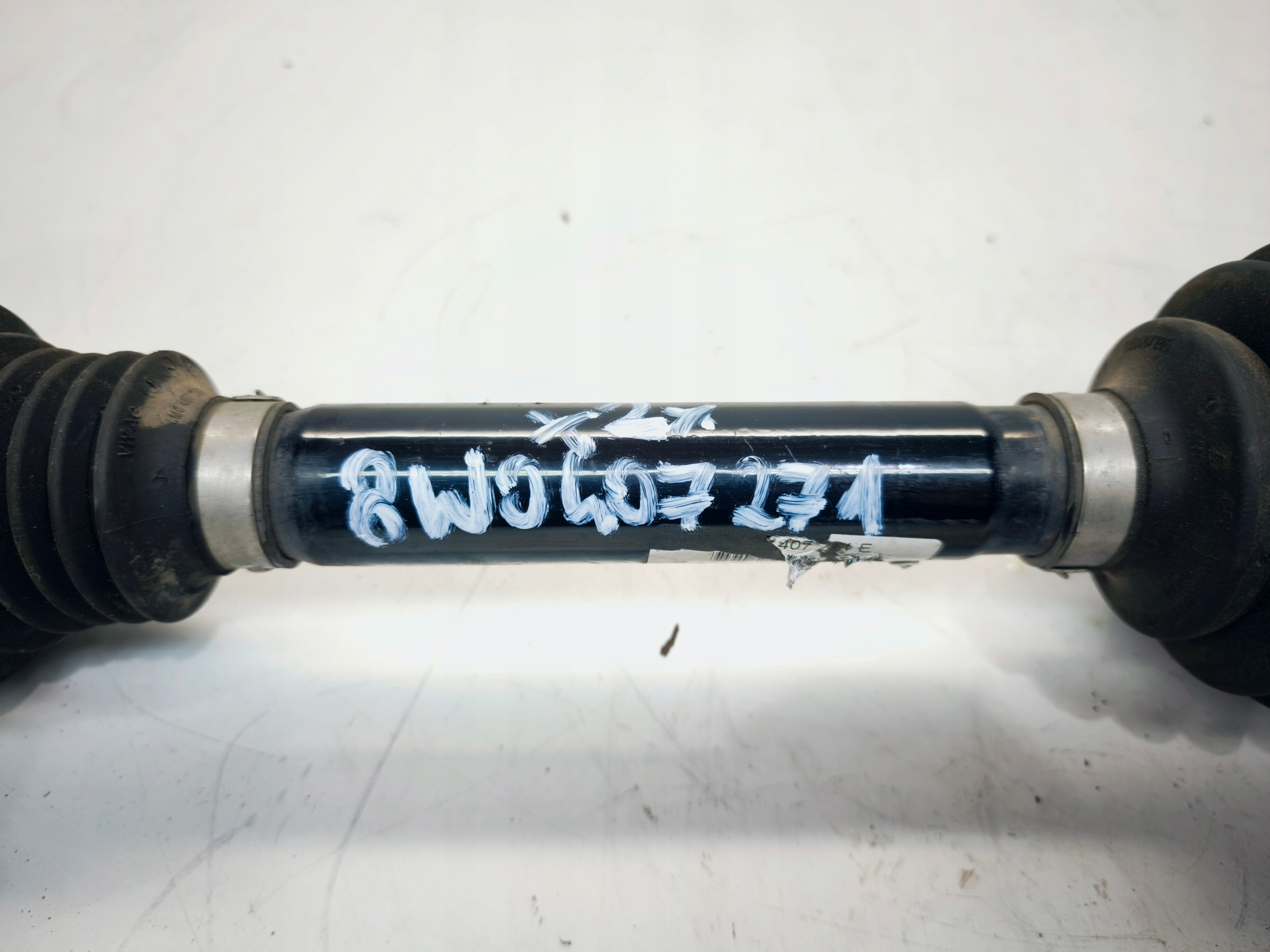 semi-axis left or right front AUDI A4 B9 A5 8W0407271E ***2***