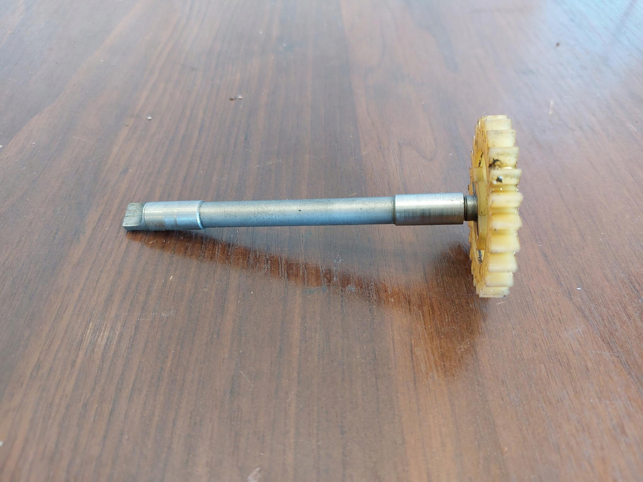 РЕЖИМ ШЕСТЕРНИ ПРИВОД НАСОСА LINHAI HYTRACK 260