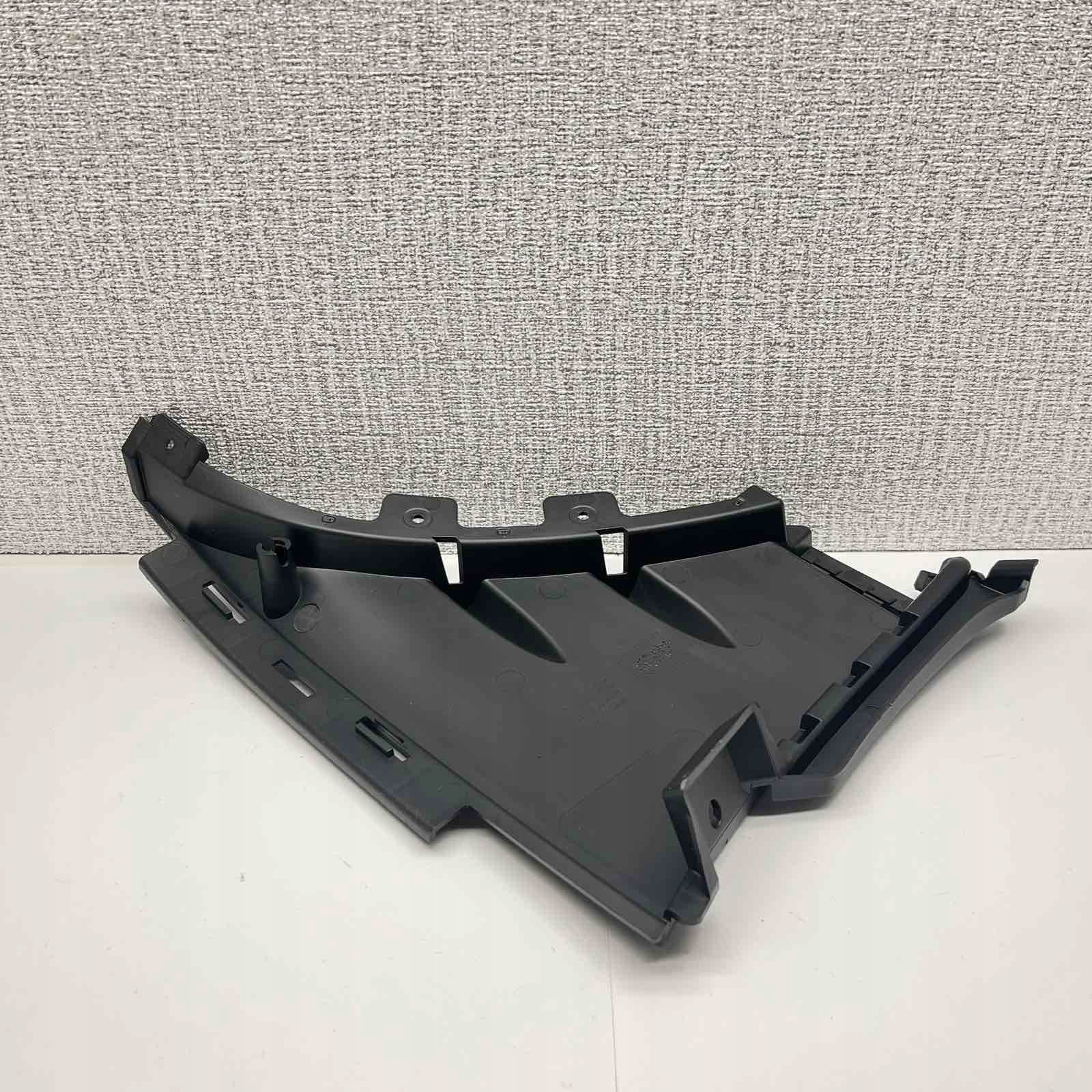 MERCEDES CLA 118 support holder intake of a bumper left front A1188854701