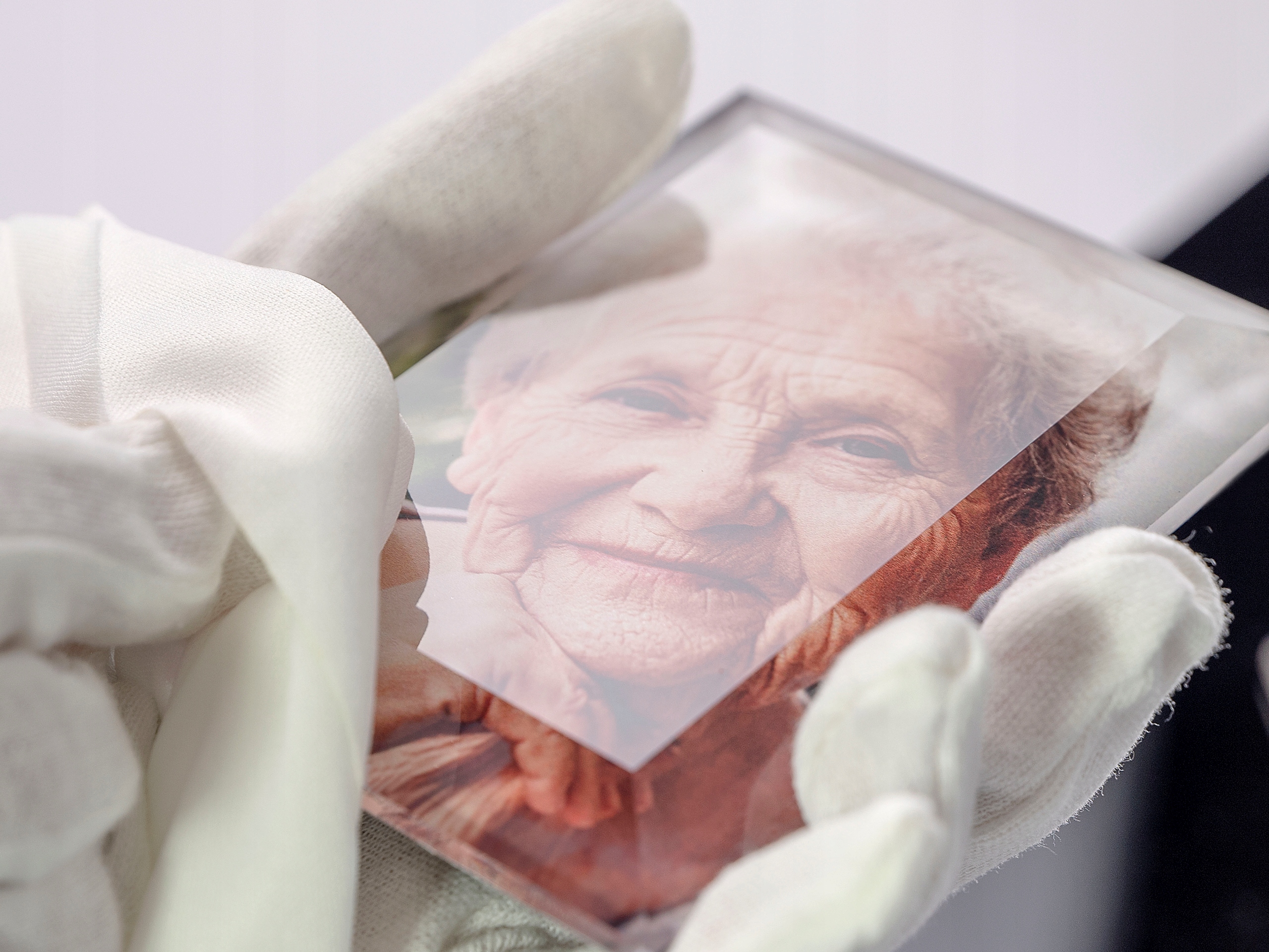 Zdjęcie nagrobkowe 9x12cm KRYSZTAŁ nagrobek/kolor Waga produktu z opakowaniem jednostkowym 3 kg