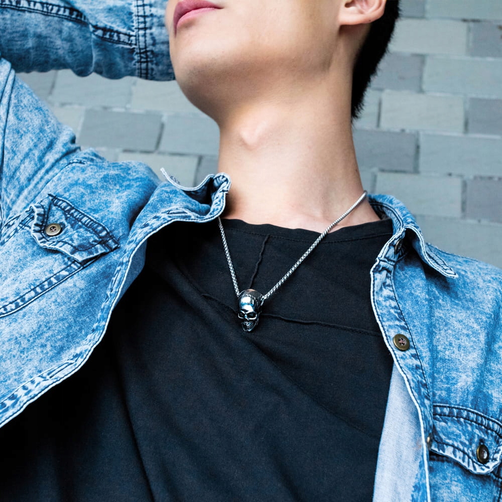 Srebrny Wisiorek Męski Czaszka Marka Inna marka