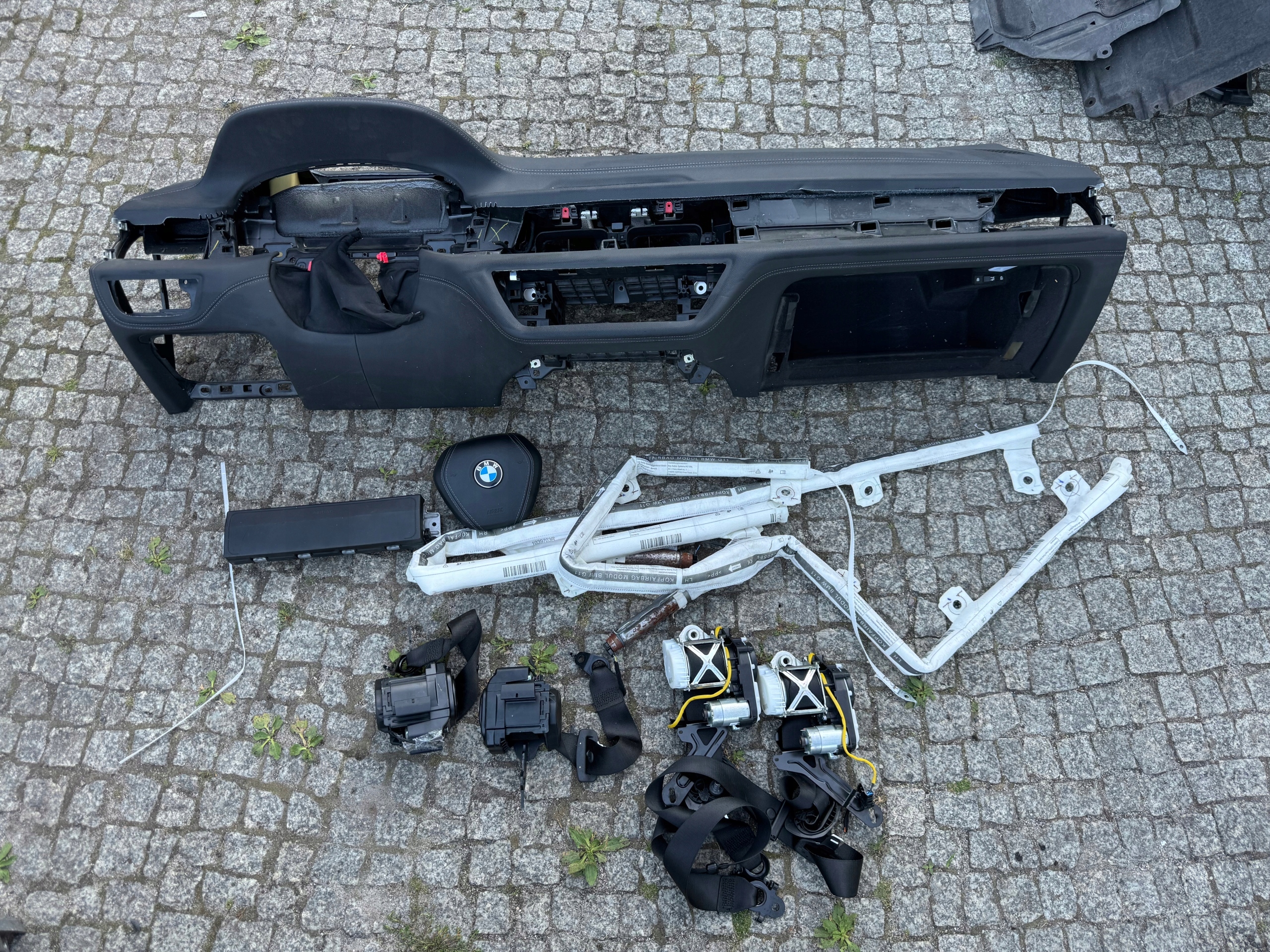 DESKA KONSOLA PODUSZKI PASY AIRBAG ORYGINAŁ HEAD-UP HUD CZARNA BMW G11 G12