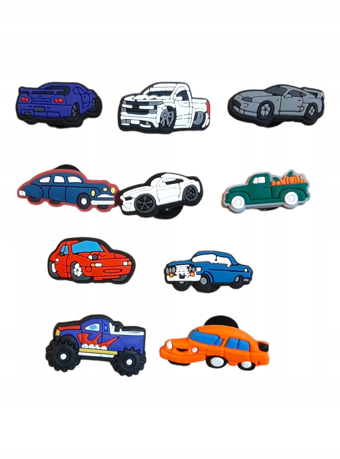 10 szt CHARMS DO CROCS AUTA PRZYPINKI SAMOCHODY