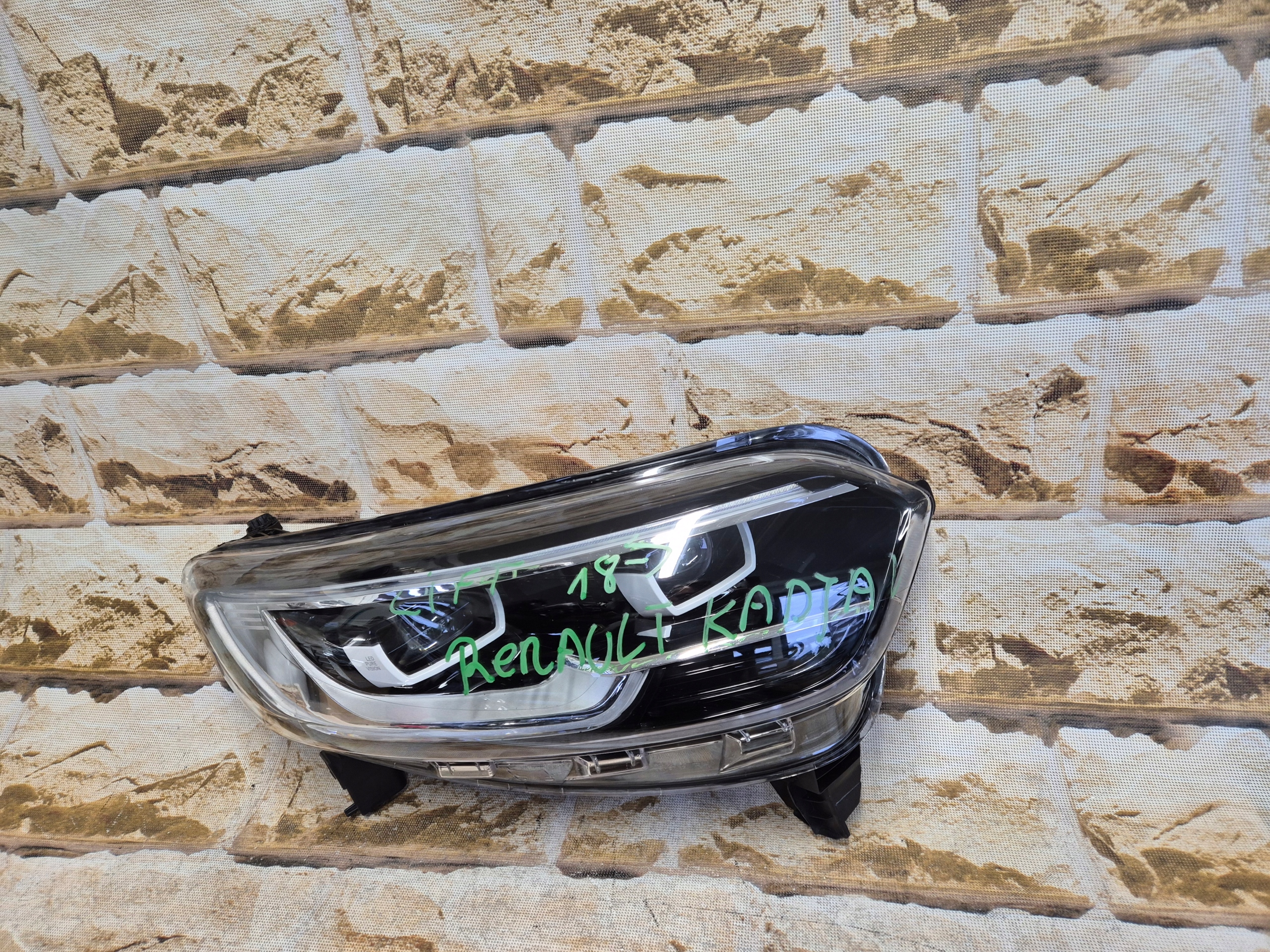 renault kadjar lift 19 full led pure vision prawa lampa europa