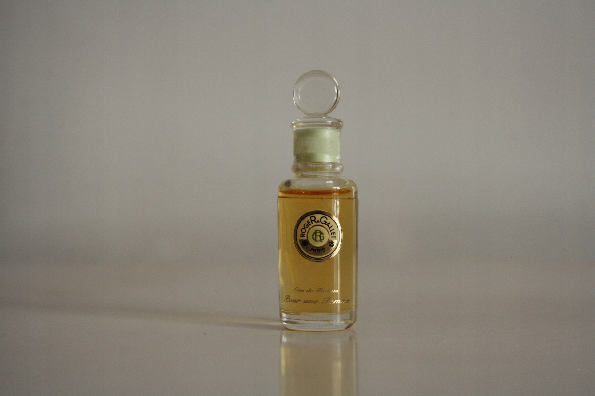 PERFUMY KOLEKCJONERSKA MINIATURA ROGER&GALLET POUR UNE FEMME EDT (5 ML)