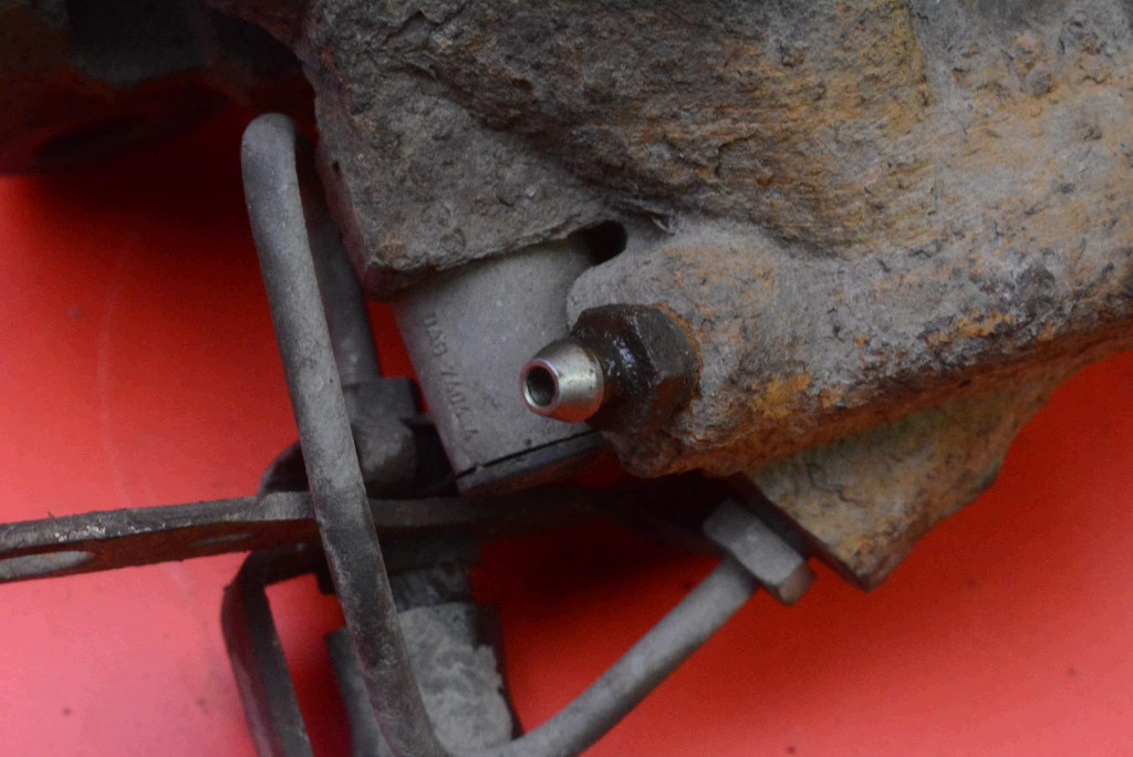caliper brake right front AUDI A4 B6 2.0 20V 130 KM 00-05