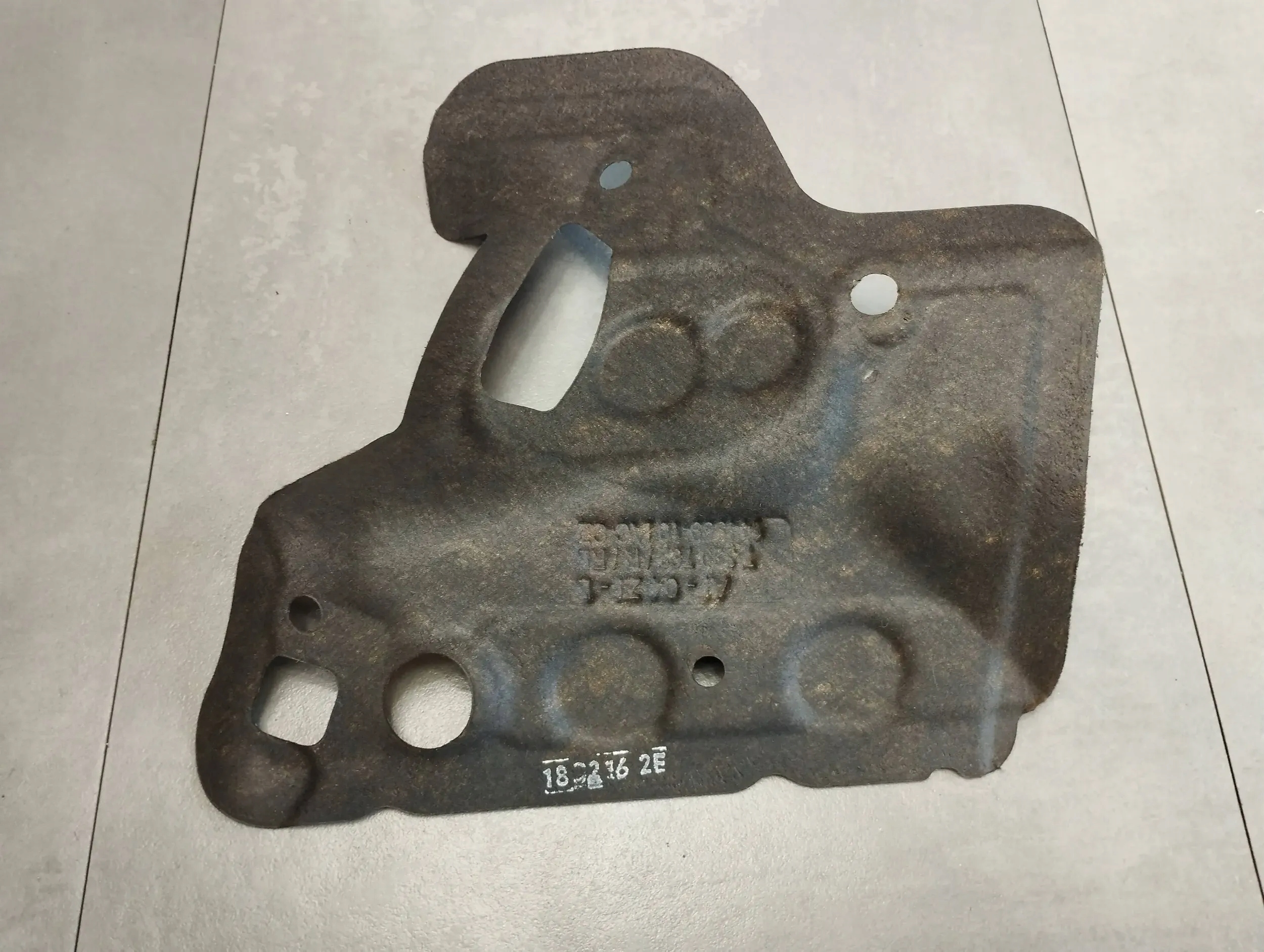 BMW 7 G11 Couverture tablier moteur Insonorisation