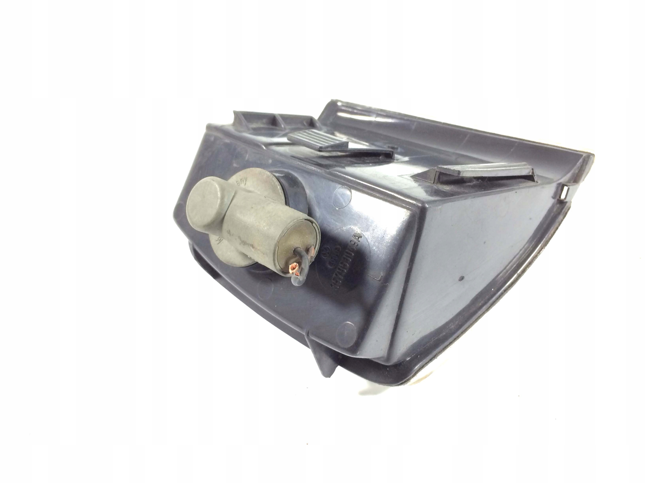indicator VW PASSAT (3A2. 35I) 1.8 front left 357953049A HELLA