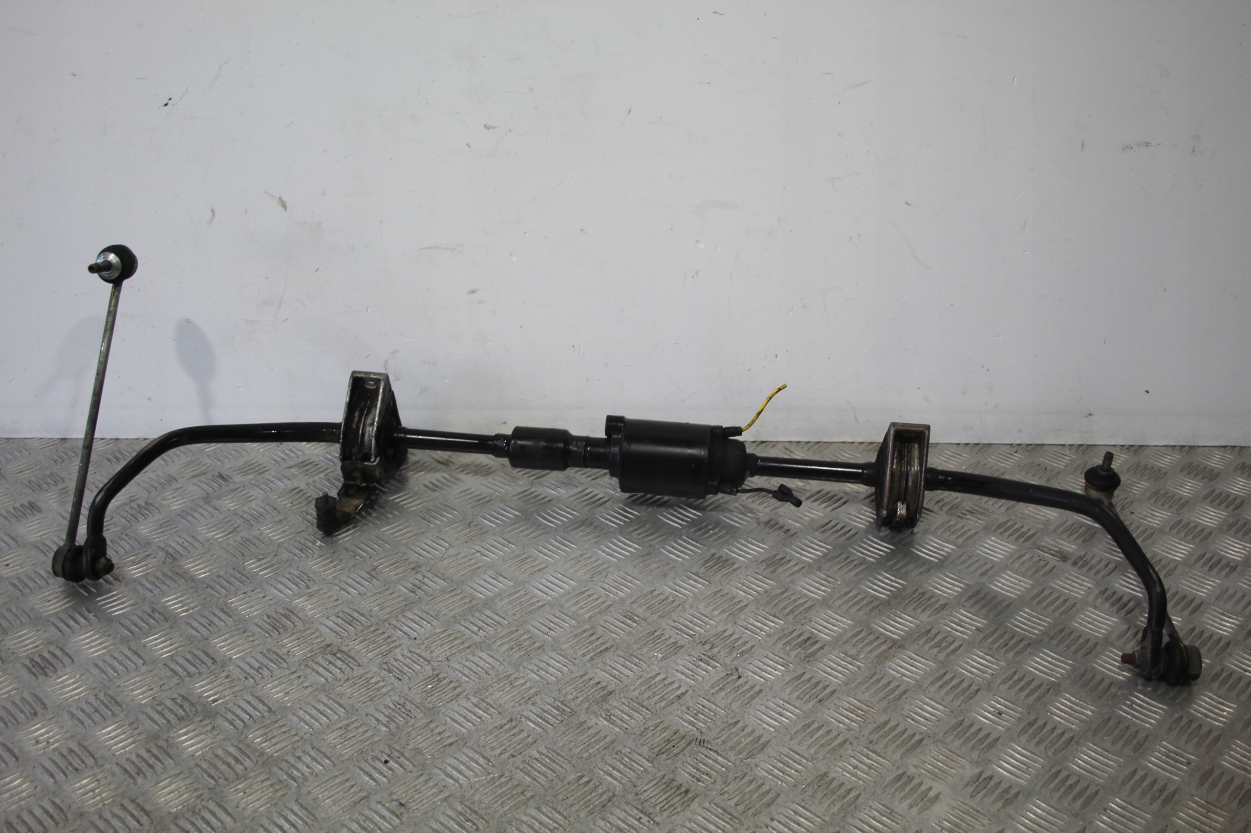 STABILIZATOR front DYNAMIC DRIVE BMW 5 E60 6762925