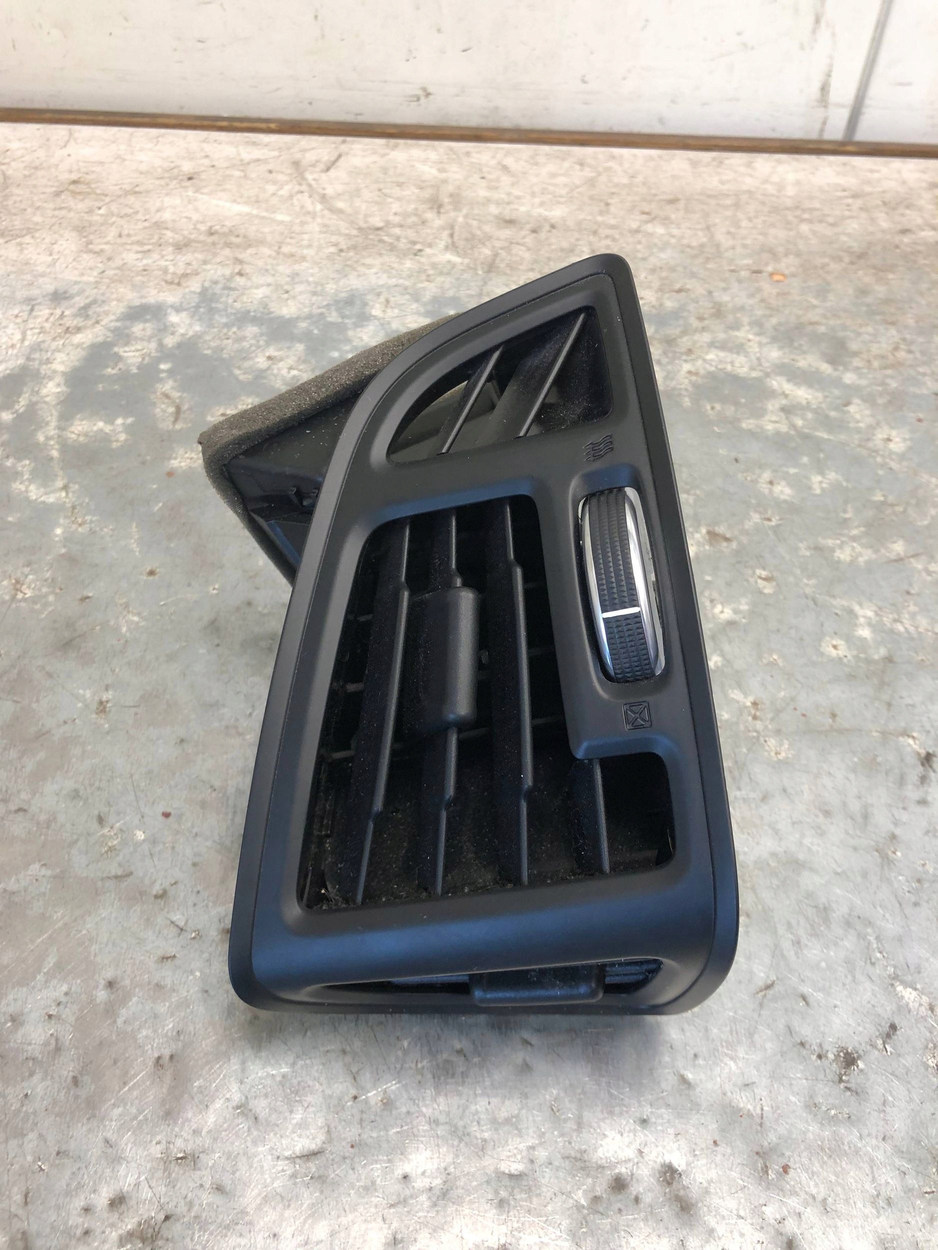 grid air conditioning devices right front FORD KUGA MK2 LIFT F1CB-R018B08-BAW