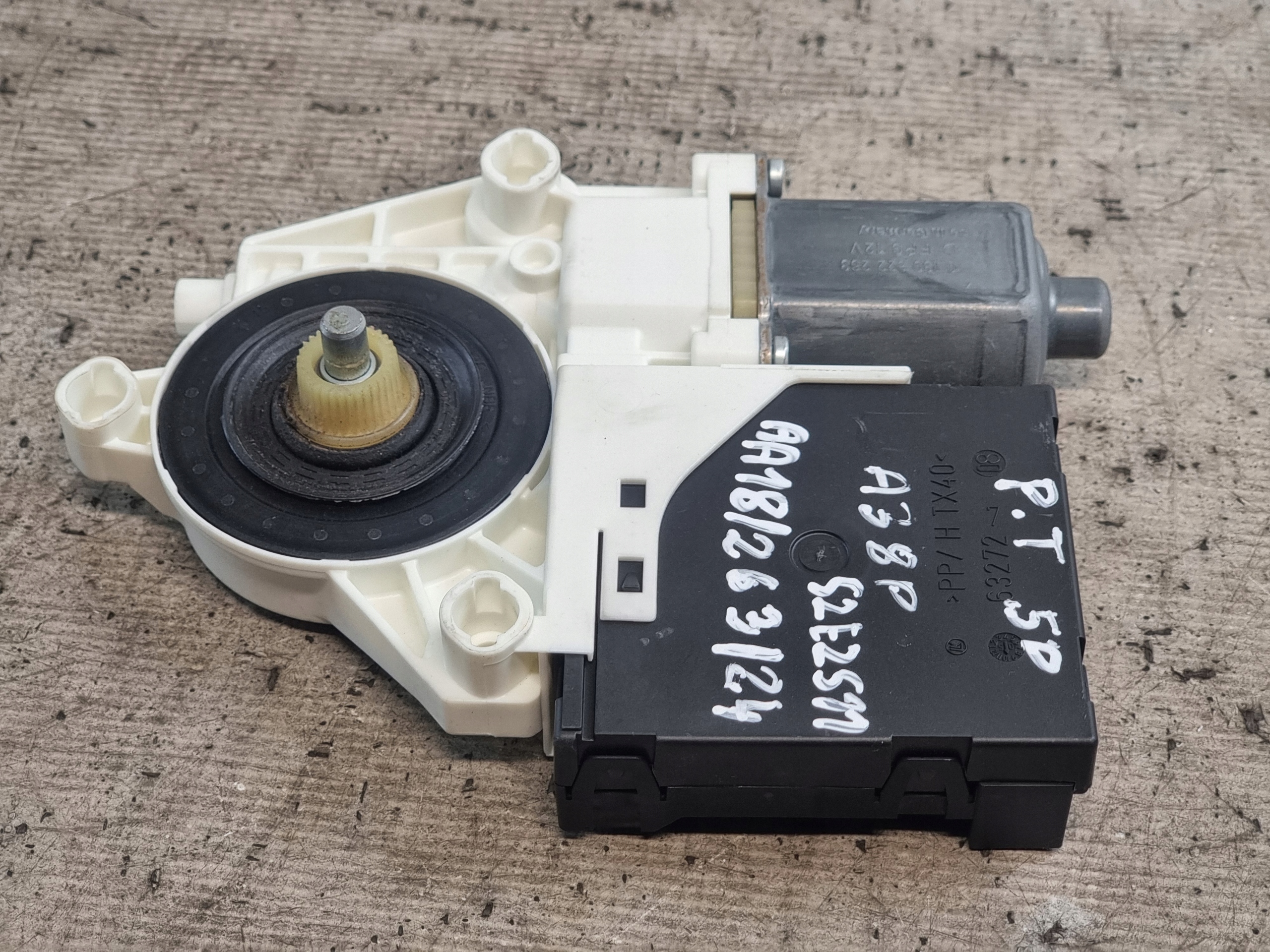 mini motor windows right rear part OE 8P4959802D AUDI A3 8P 5D SPORTBACK 06r