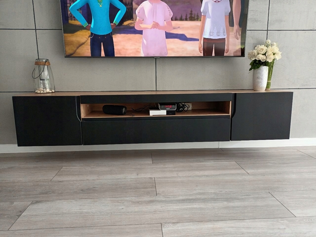 Szafka RTV czarna mat+dąb Artisan Wisząca i stojąca Odyn Kolor frontów czarny