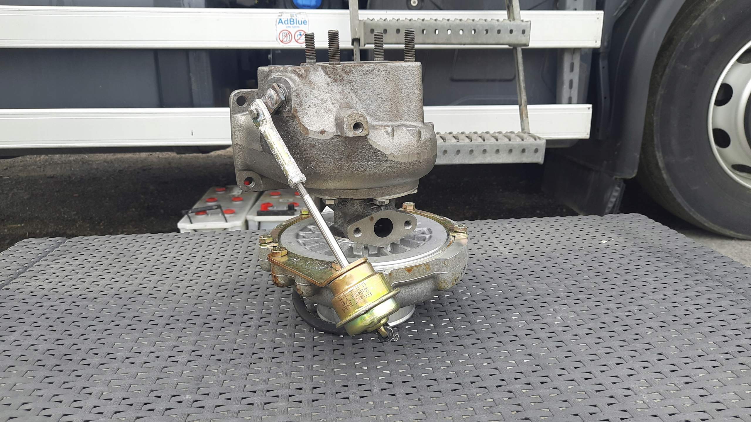 TURBINA MERCEDES ATEGO 1828 53279707192 Producent części bez marki