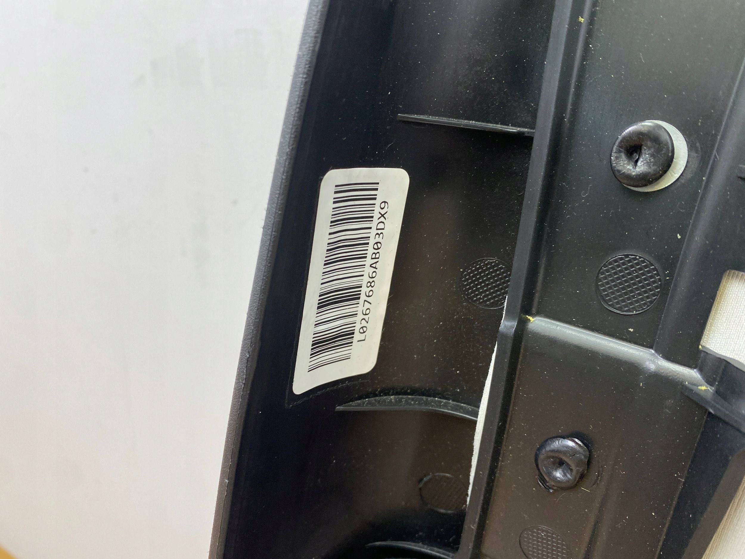 plastic panel cover seat of left driver´s Dodge Challenger 2015+
