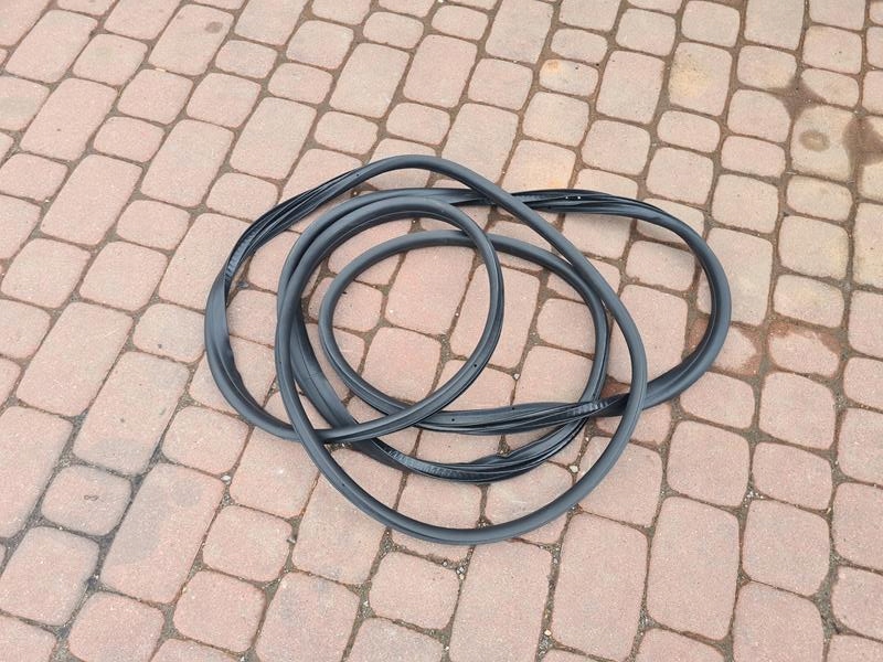 gasket door left rear Renault Captur II 2