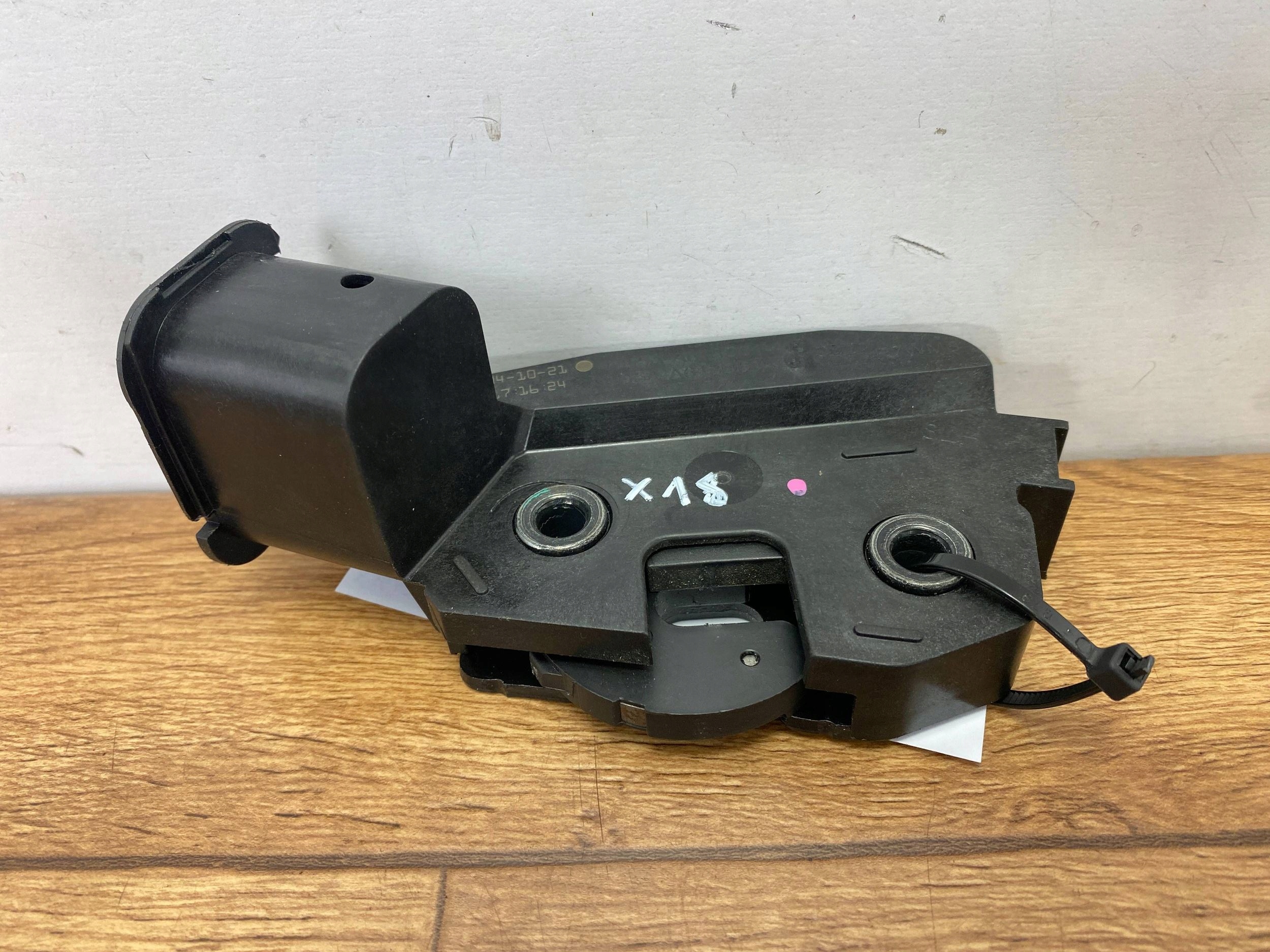 Schloß hinten kanapy Ford Escape IV Kuga MK3 2020+