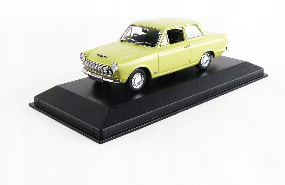 Ford Cortina Mk I Green 1:43 Maxichamps 940082001